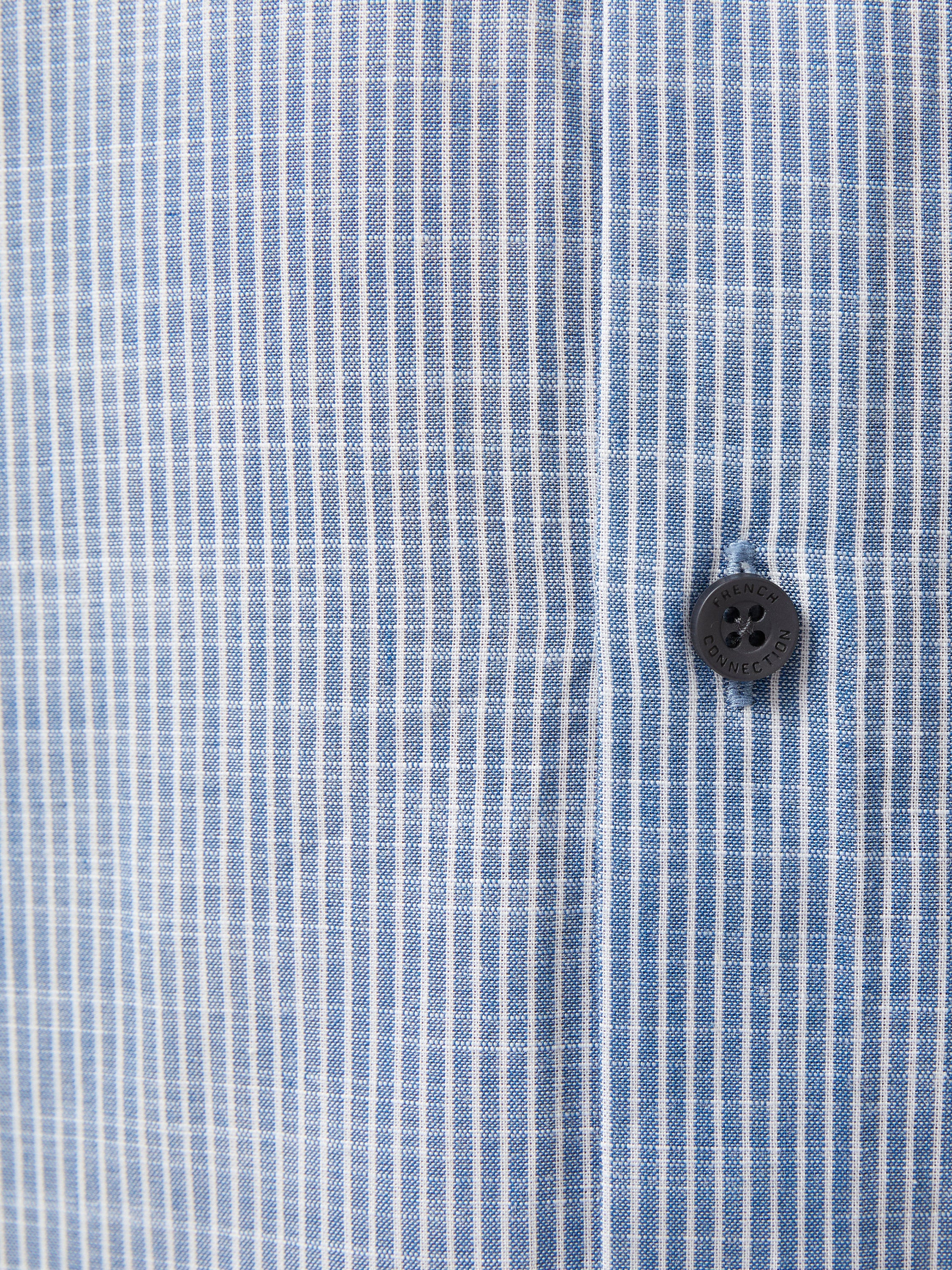 Slim Fit Cutaway Collar Stripe Shirt