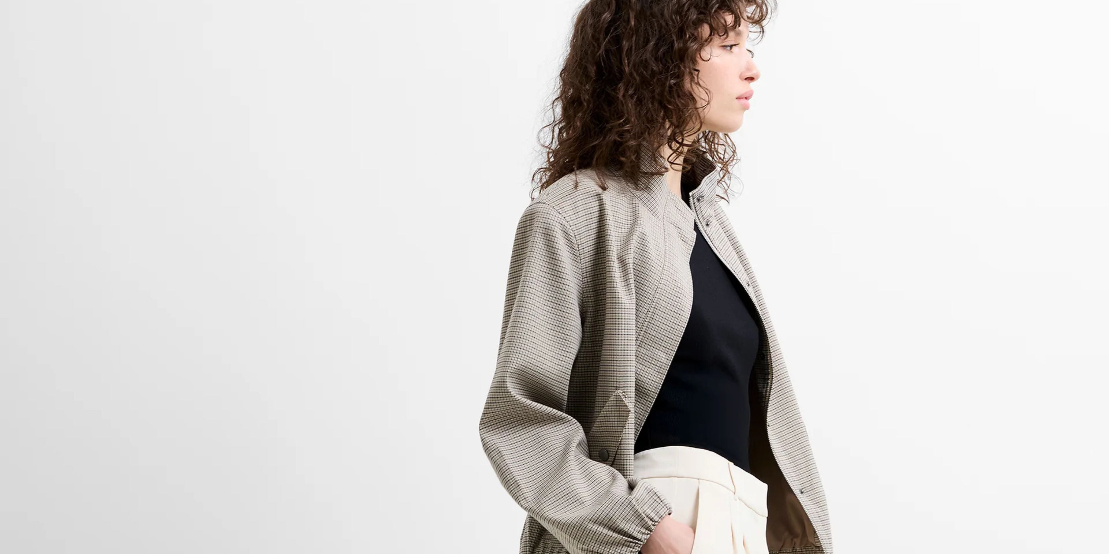 How To Dress For Unpredictable Weather