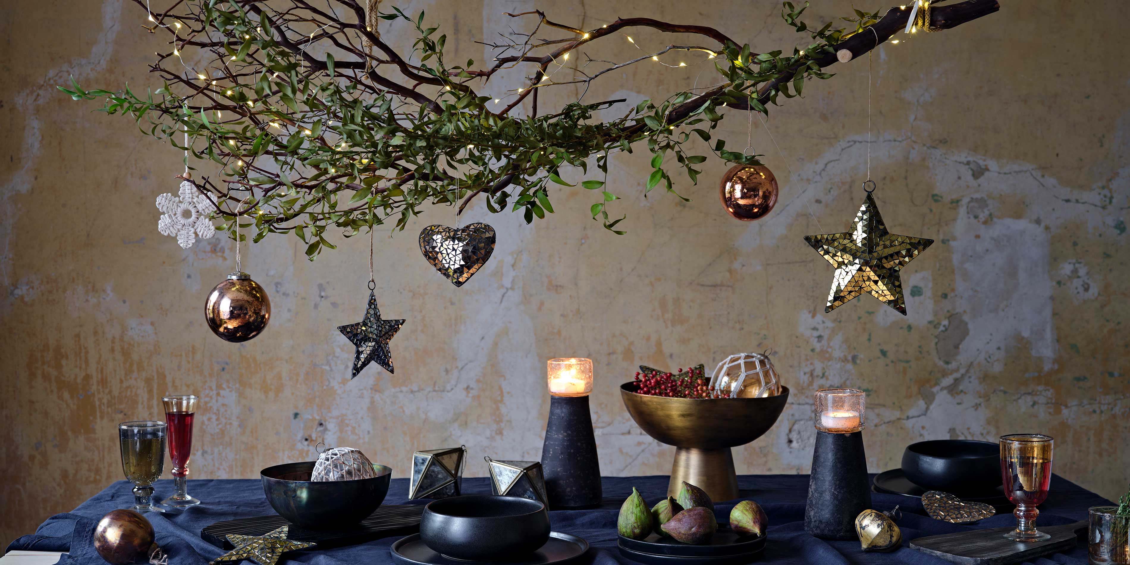 Top 7 Christmas Table Decoration Ideas