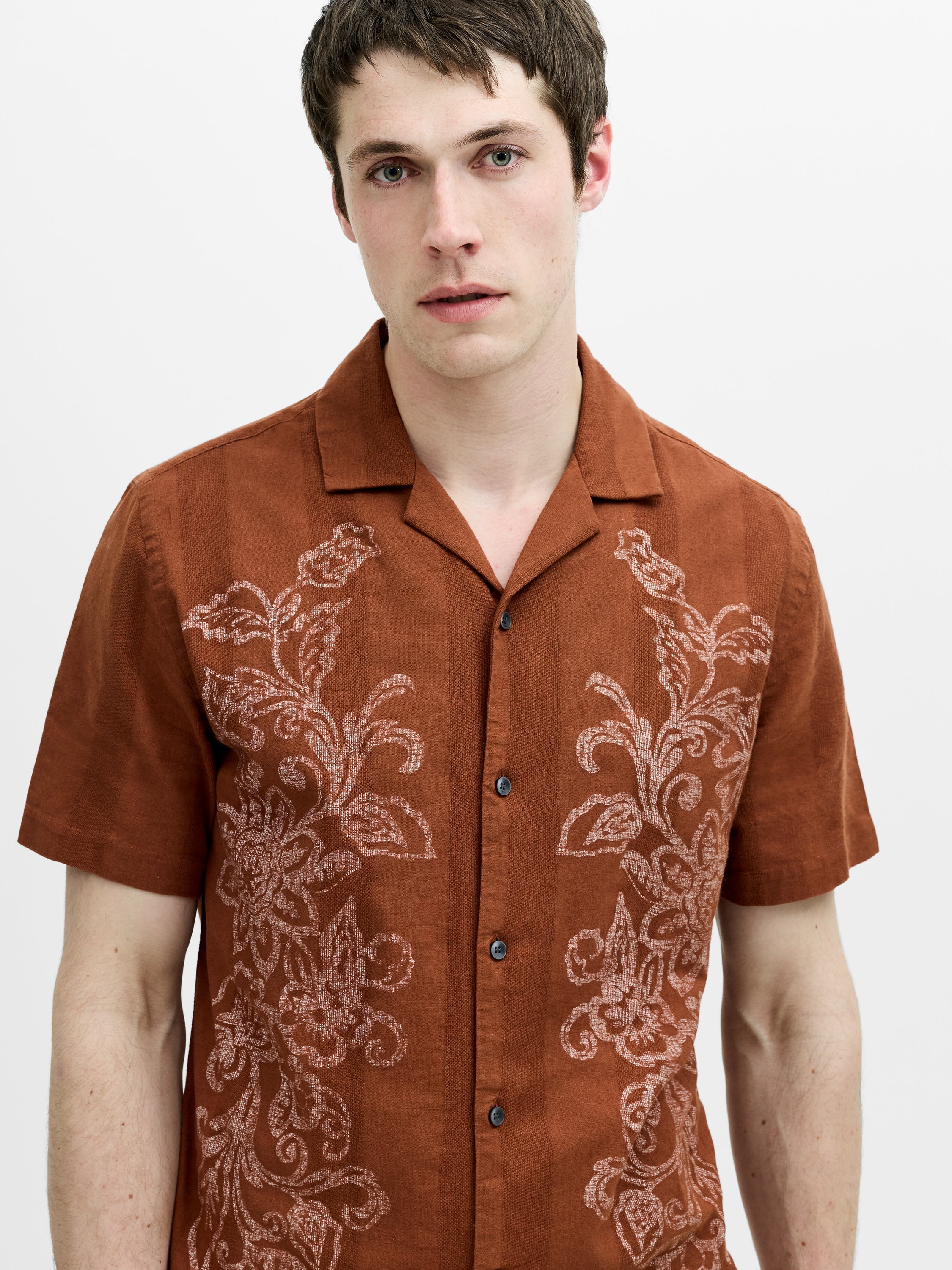 Short Sleeve Dobby Holiday Shirt