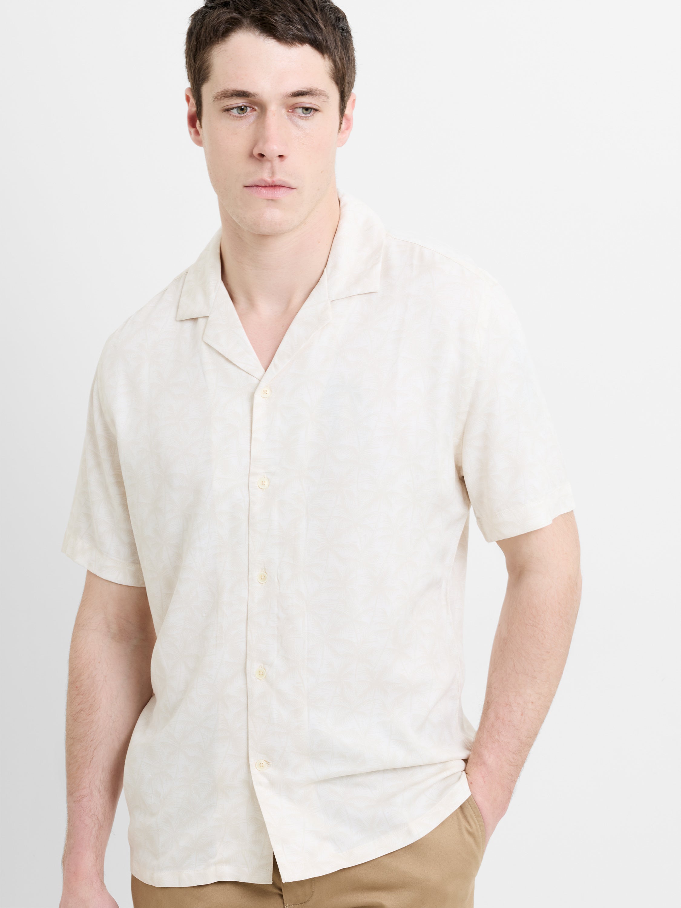 Short Sleeve Palm Print Holiday Shirt