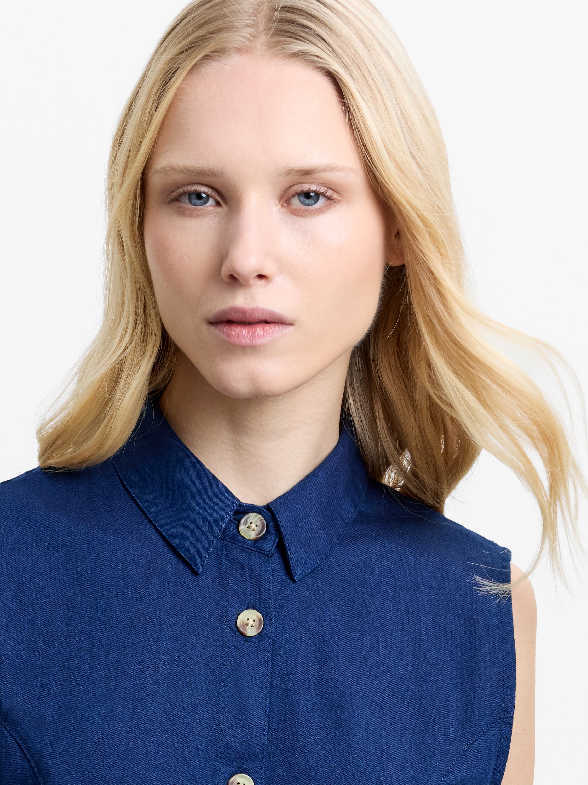 Zaves Chambray Denim Belted Midi Dress