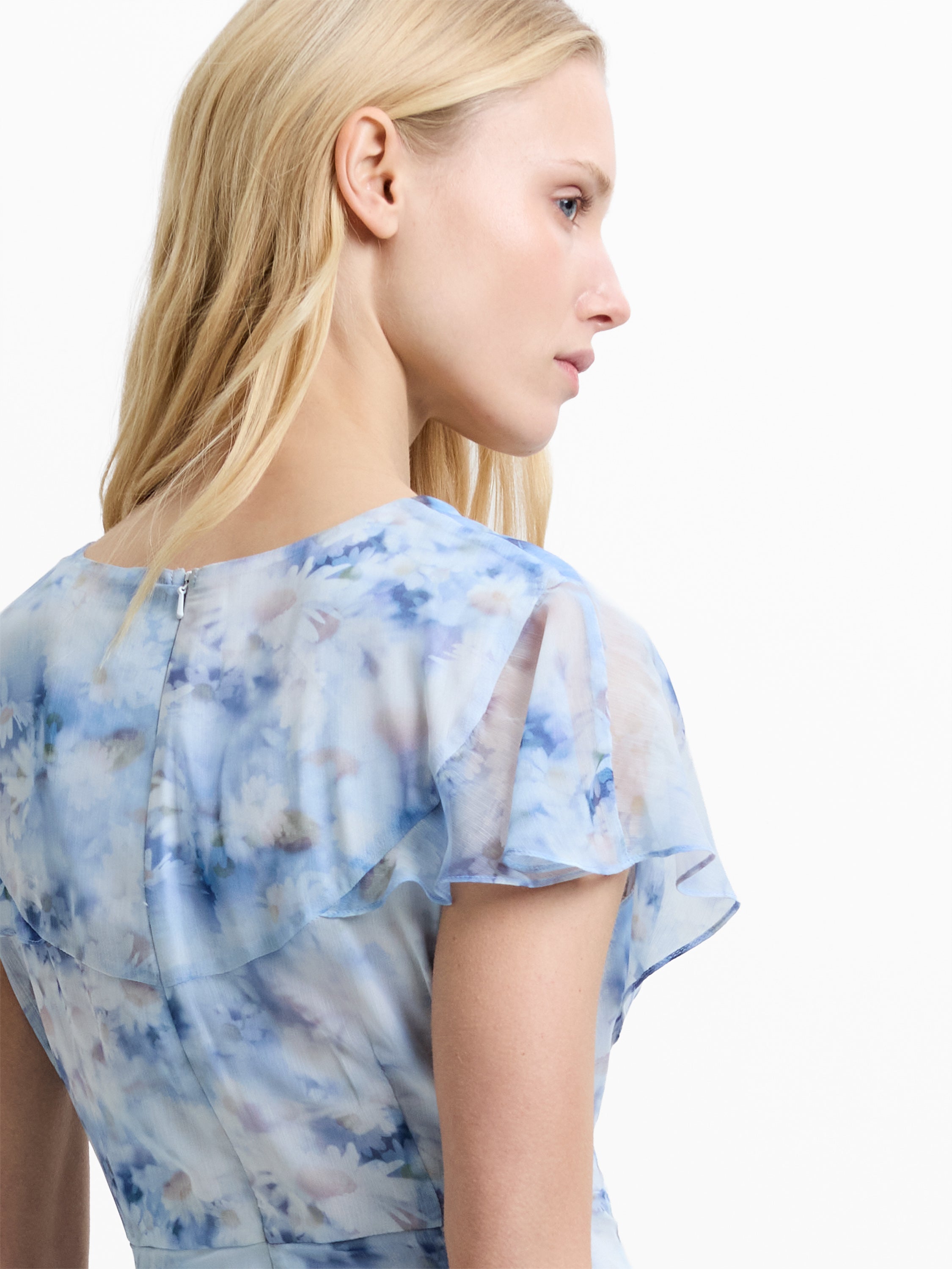 Daisy Flutter Sleeve Blue Floral Midi Dress