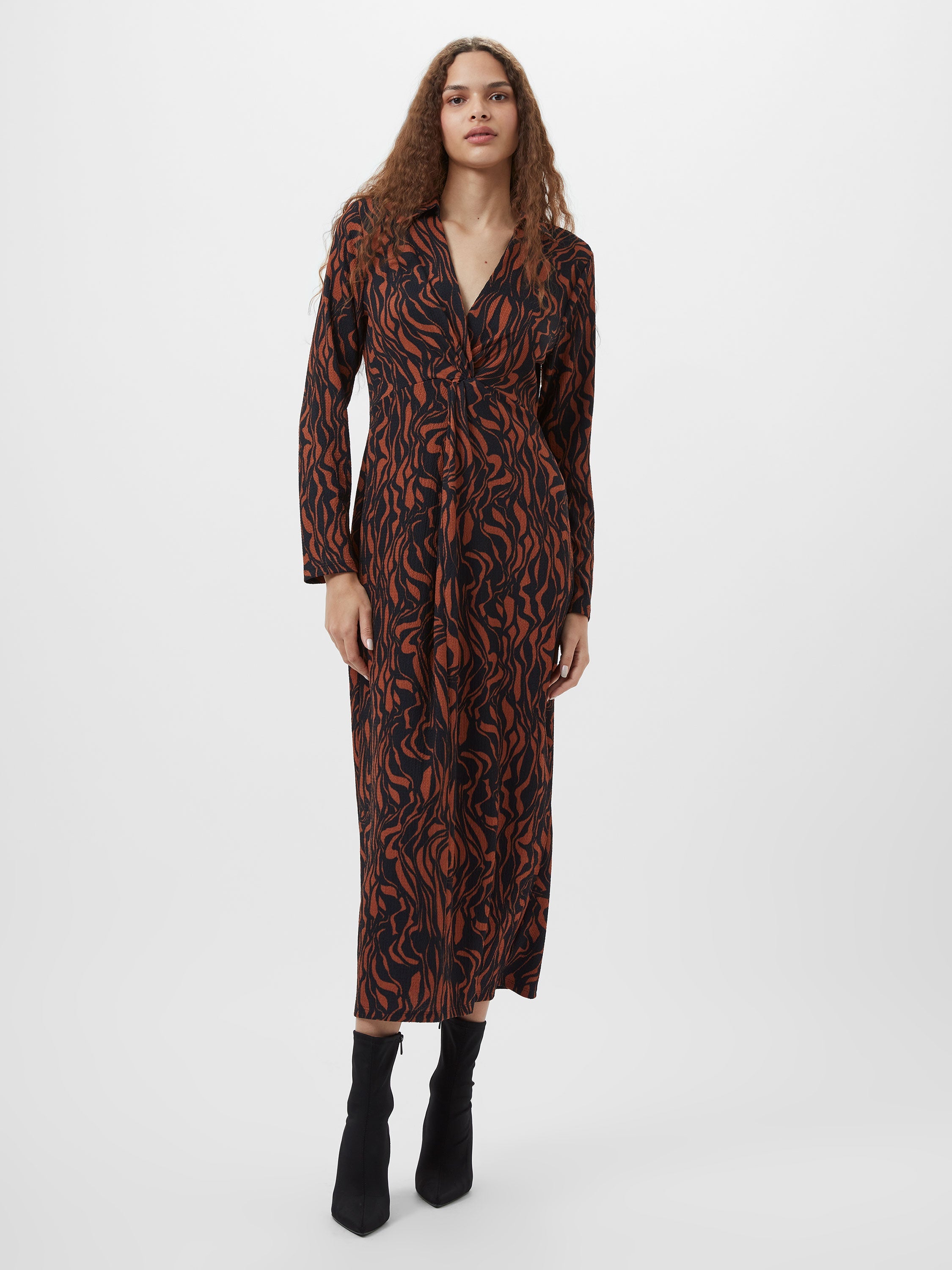 Zaria Textured Abstract Print Long Sleeve Dress