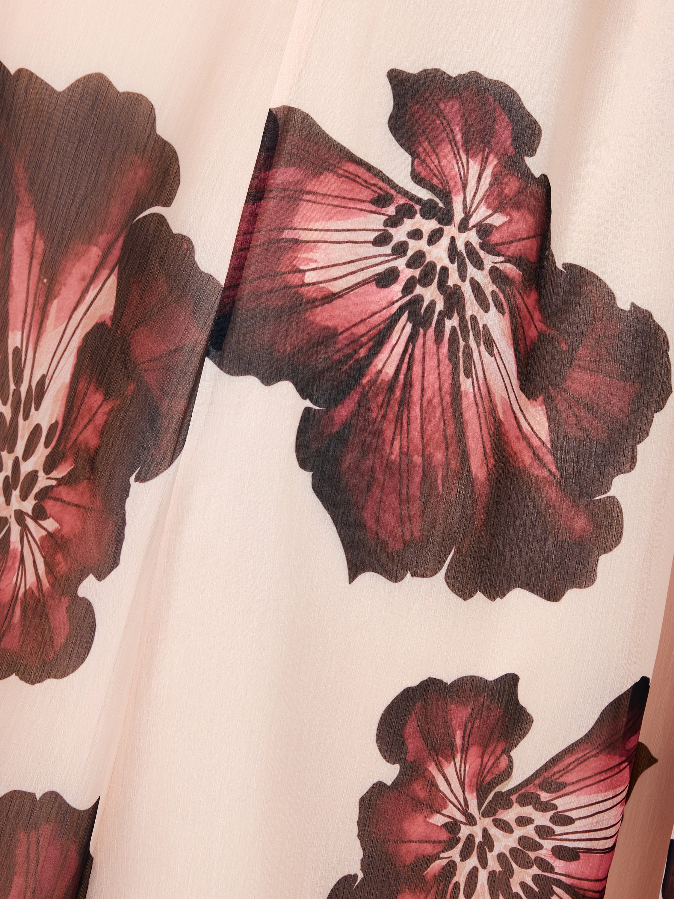 Elyse Hallie Crinkle V Neck Maxi Dress