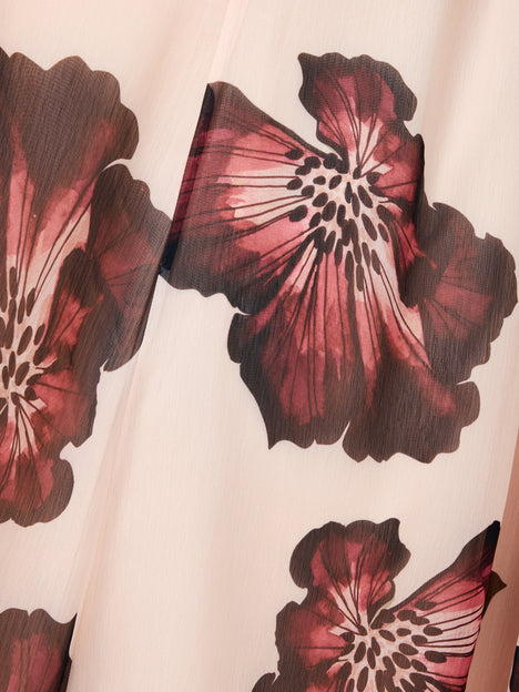 Elyse Hallie Crinkle V Neck Maxi Dress