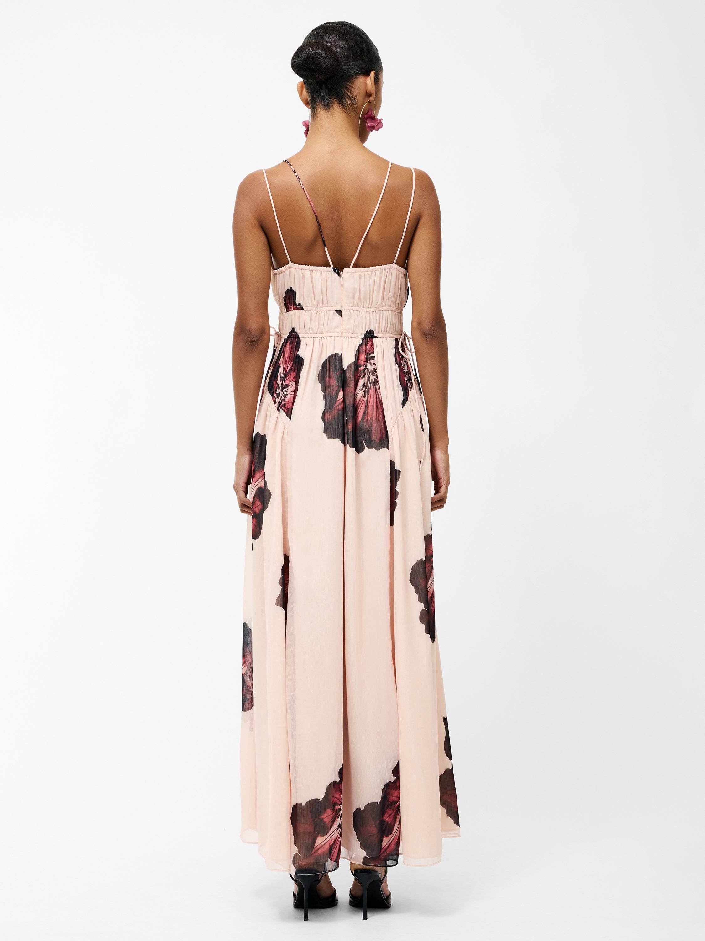 Elyse Hallie Crinkle V Neck Maxi Dress