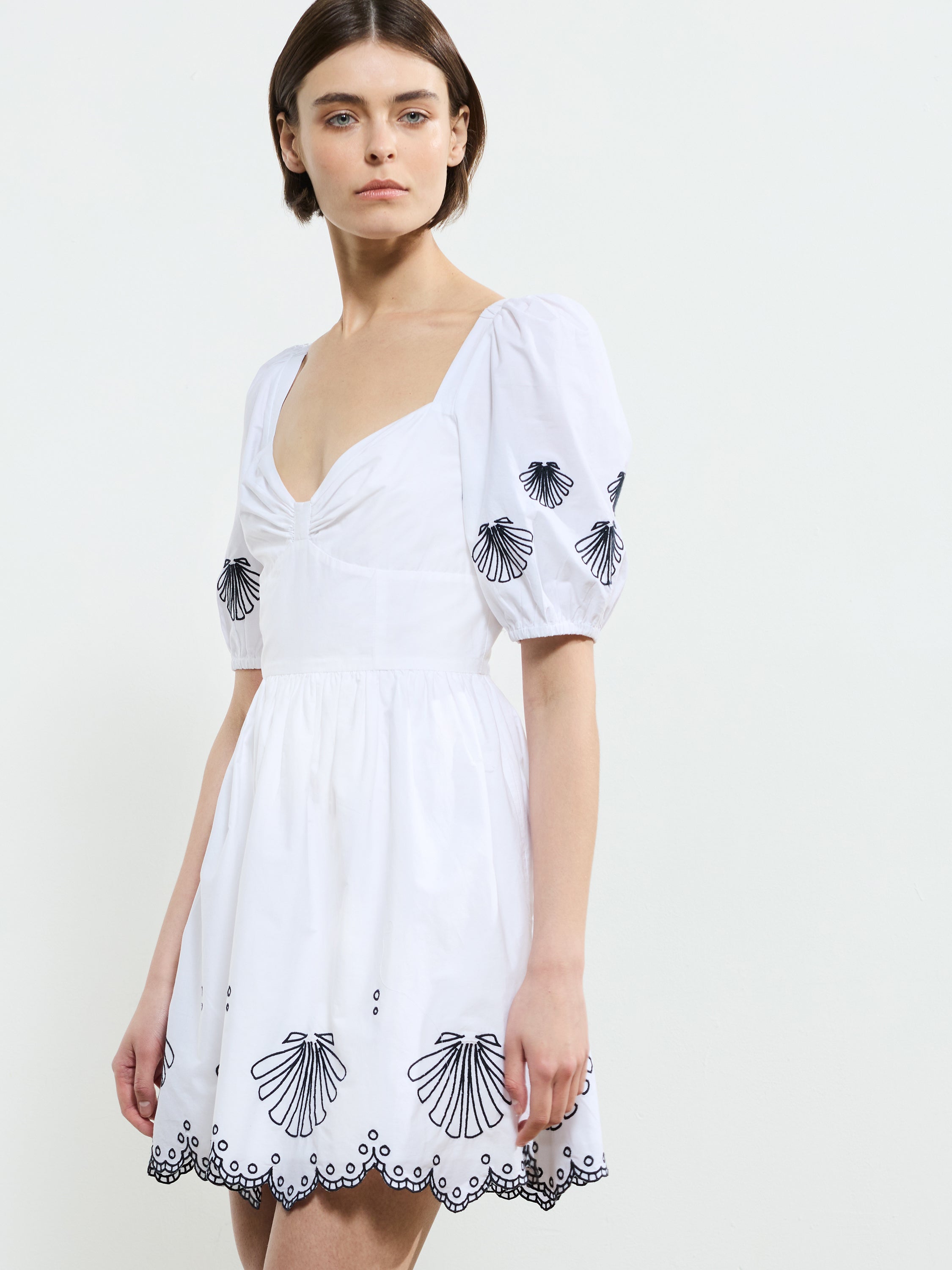 Cambria Cotton Anglaise Mini Dress Linen White/Navy | French Connection EU Cambria Cotton Anglaise Mini Dress Linen White/Navy | French Connection EU