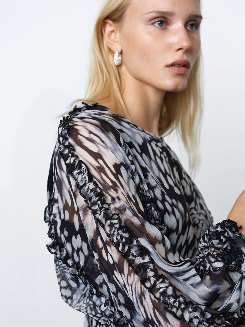 Emina Chiffon Allegra Long Sleeve Mini Dress