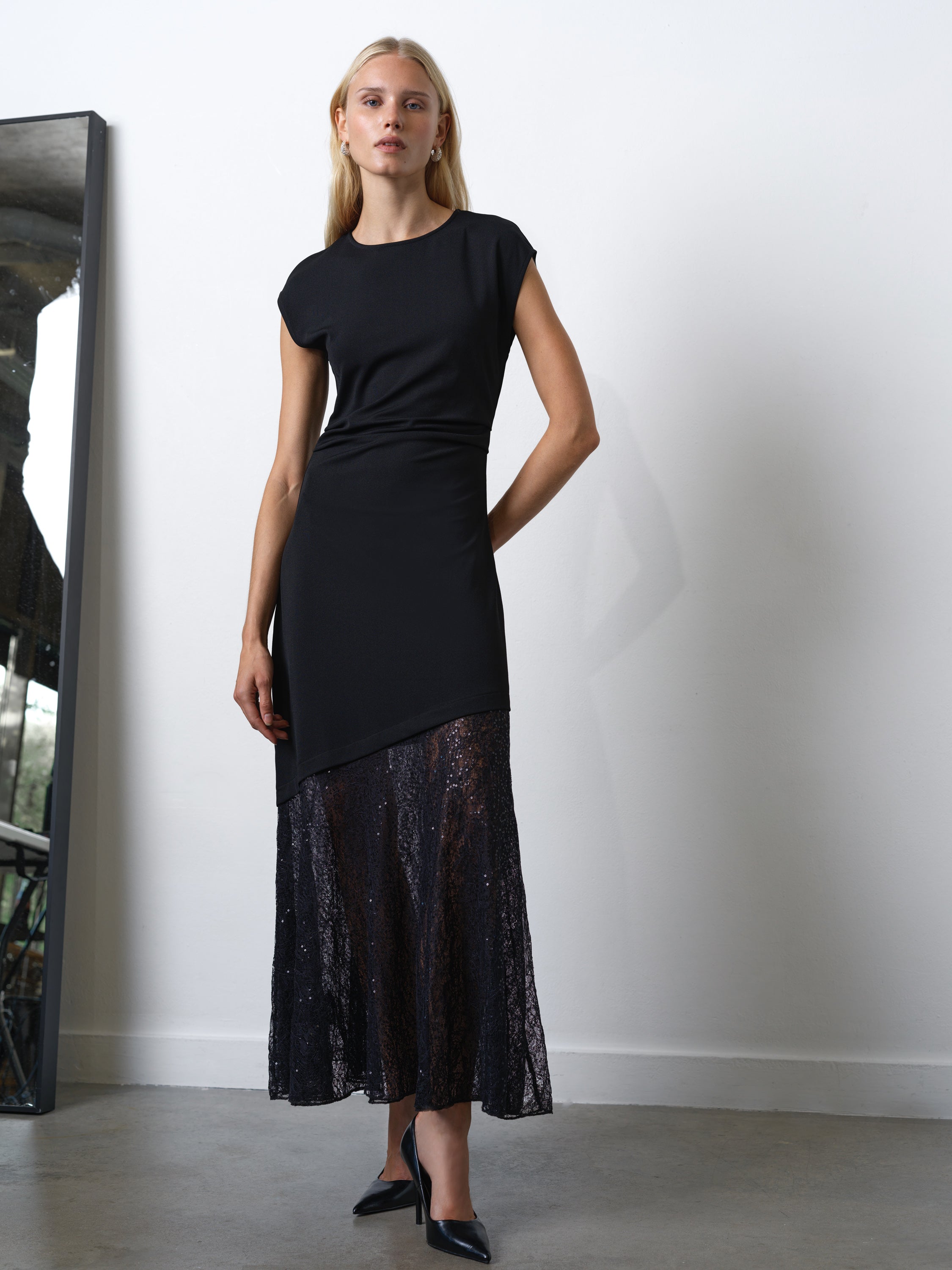 Valetta Lace Sequin Mix Dress | French Connection EU Valetta Lace Sequin Mix Dress | French Connection EU