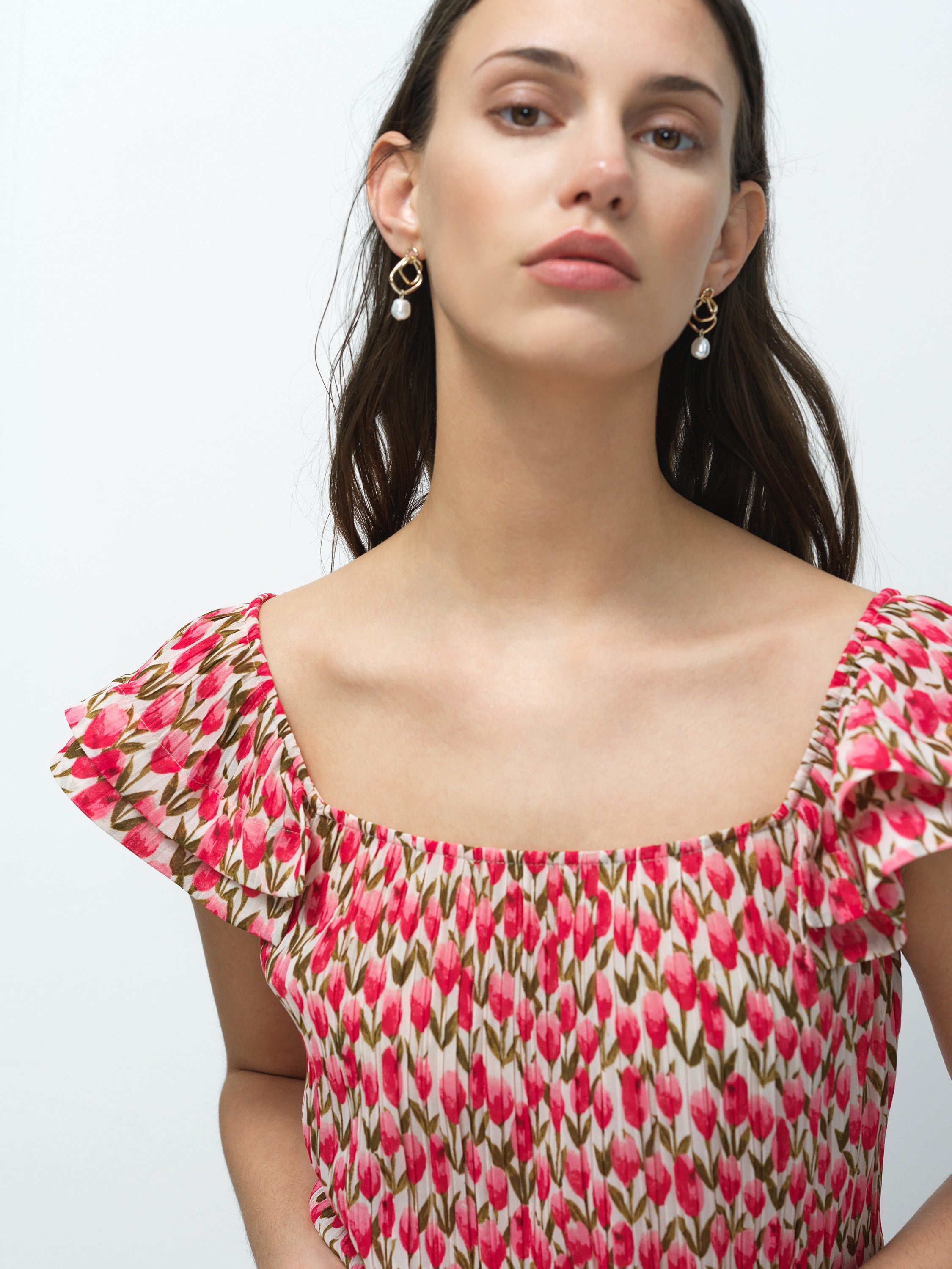 Noelle Floral Plisse Ruffle Peplum Top
