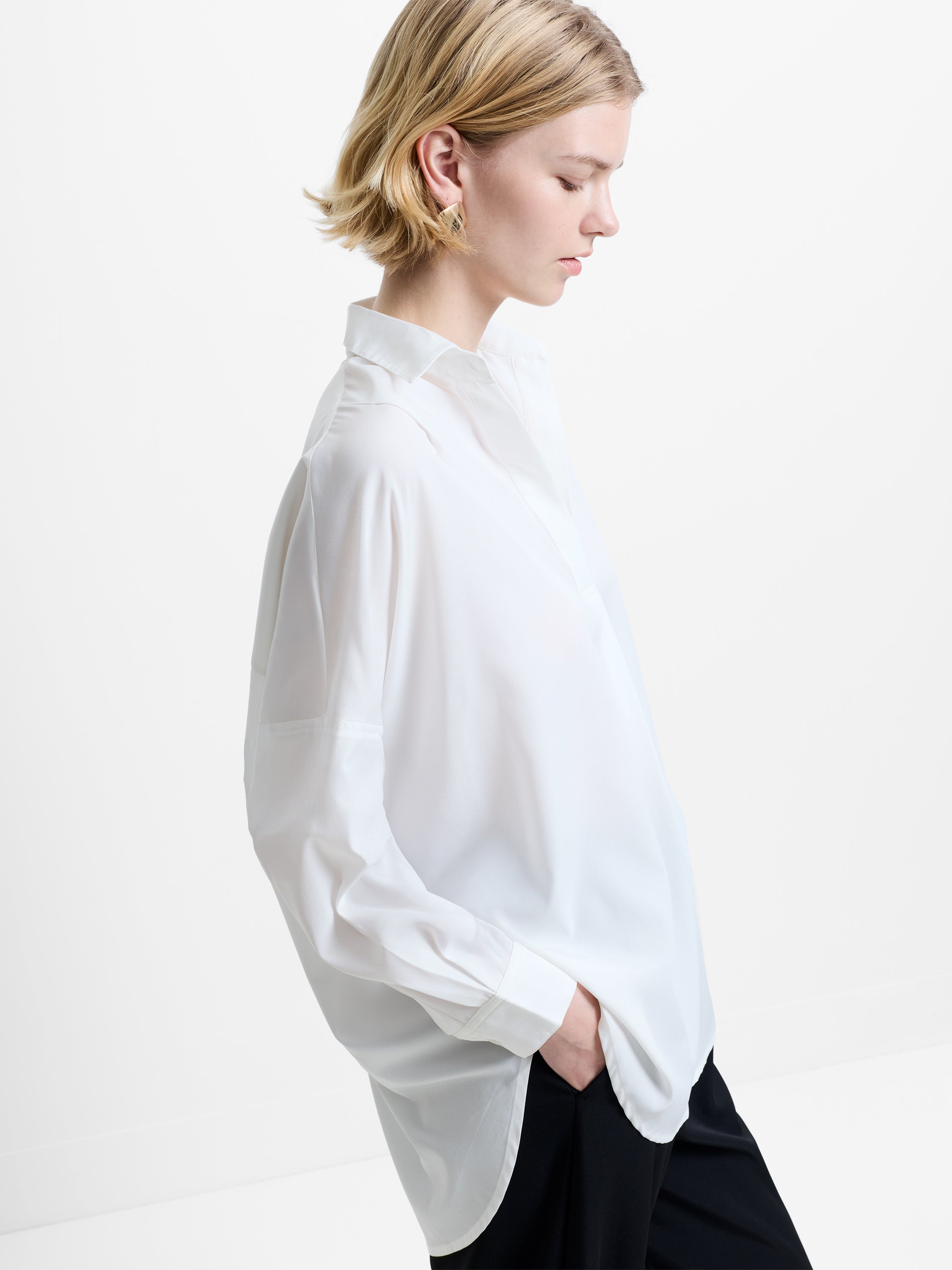 Rhodes Recycled Crepe Popover - Winter White | French Connection EU
