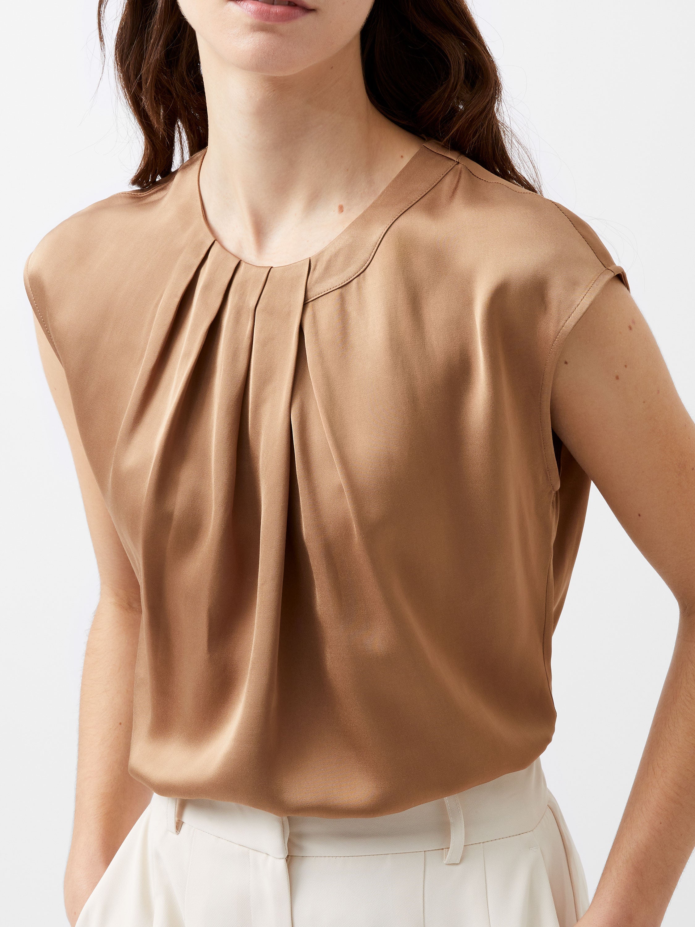 Ennis Eco Satin Neck Detail Top