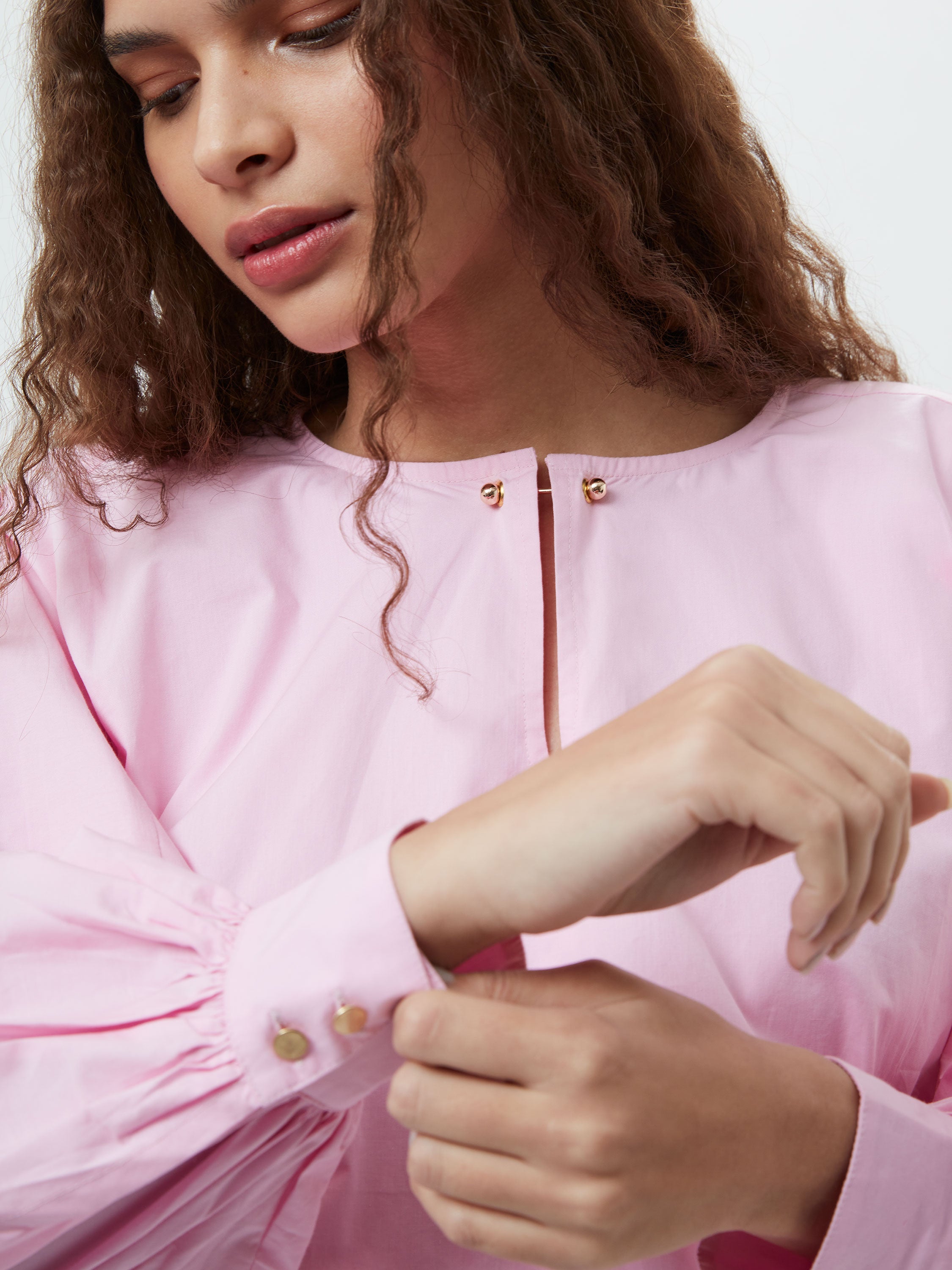 トップス meer. RIPPLES FRENCH SLEEVE TOP(CRM) meer. RIPPLES FRENCH SLEEVE TOP(CRM)