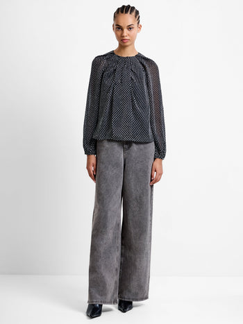 Stacey Dobby Twist Top