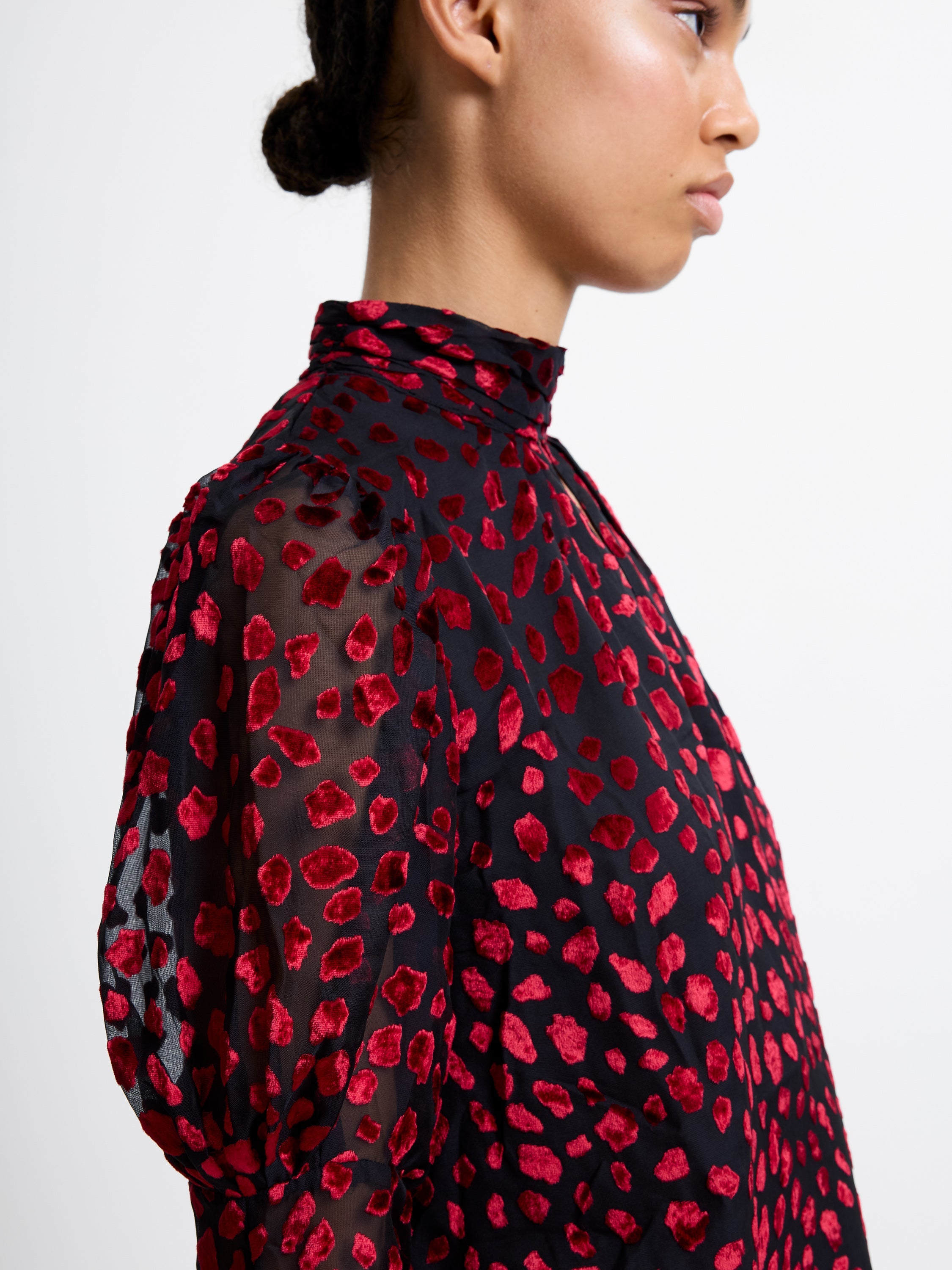 Devore Gathered Keyhole Top