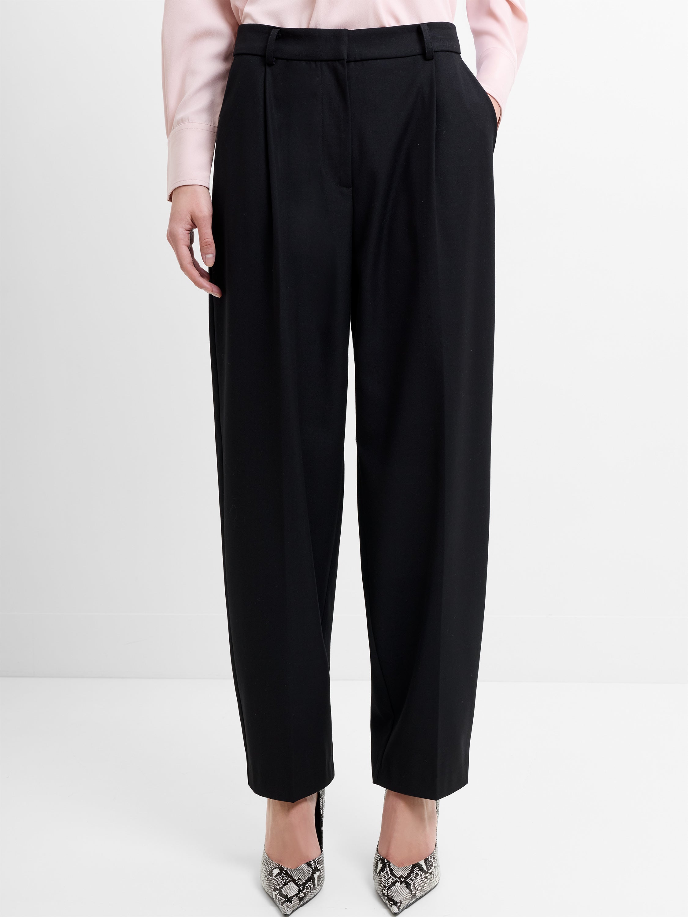 Netta Tailored Barrel Leg Pleated Trousers