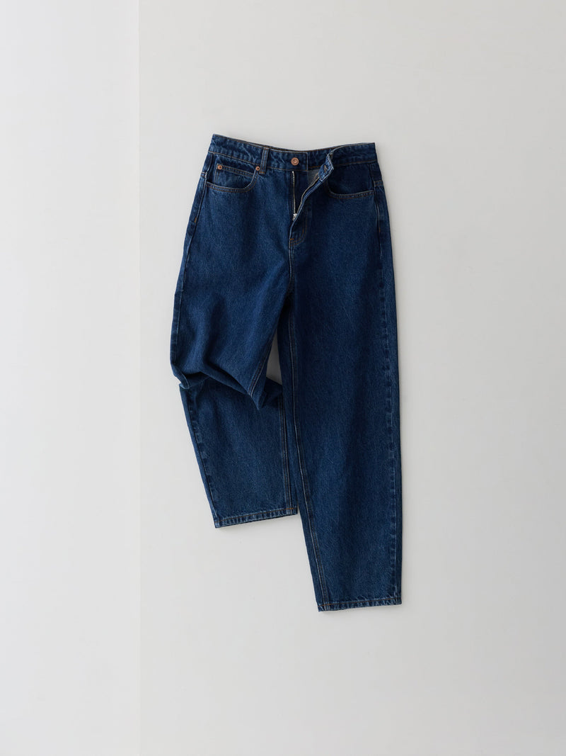 Dallas Denim Mom Barrel Leg Jeans