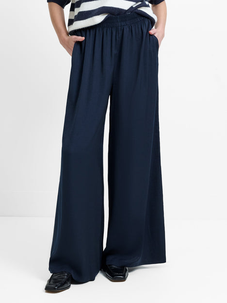 Damasco Air Flow Navy Wide Leg Trousers