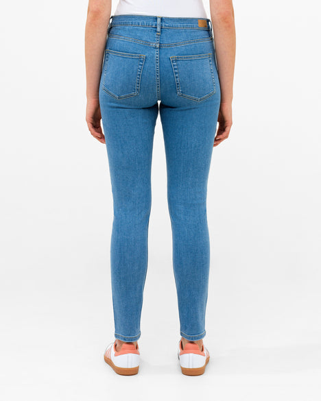 Soft Stretch Denim High Rise Skinny Jeans 30 Inch