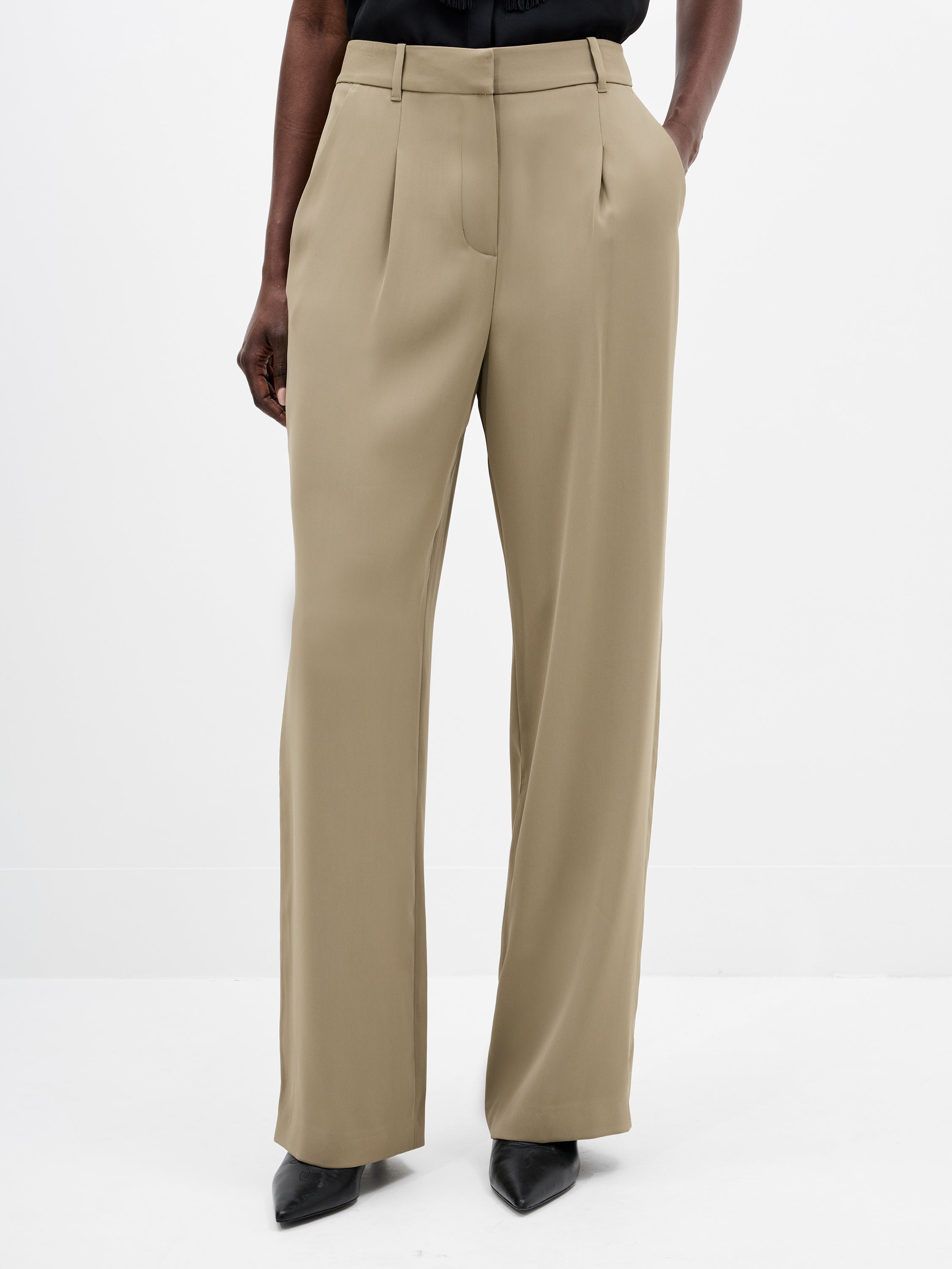 Vinnie Suiting Pleated Trousers