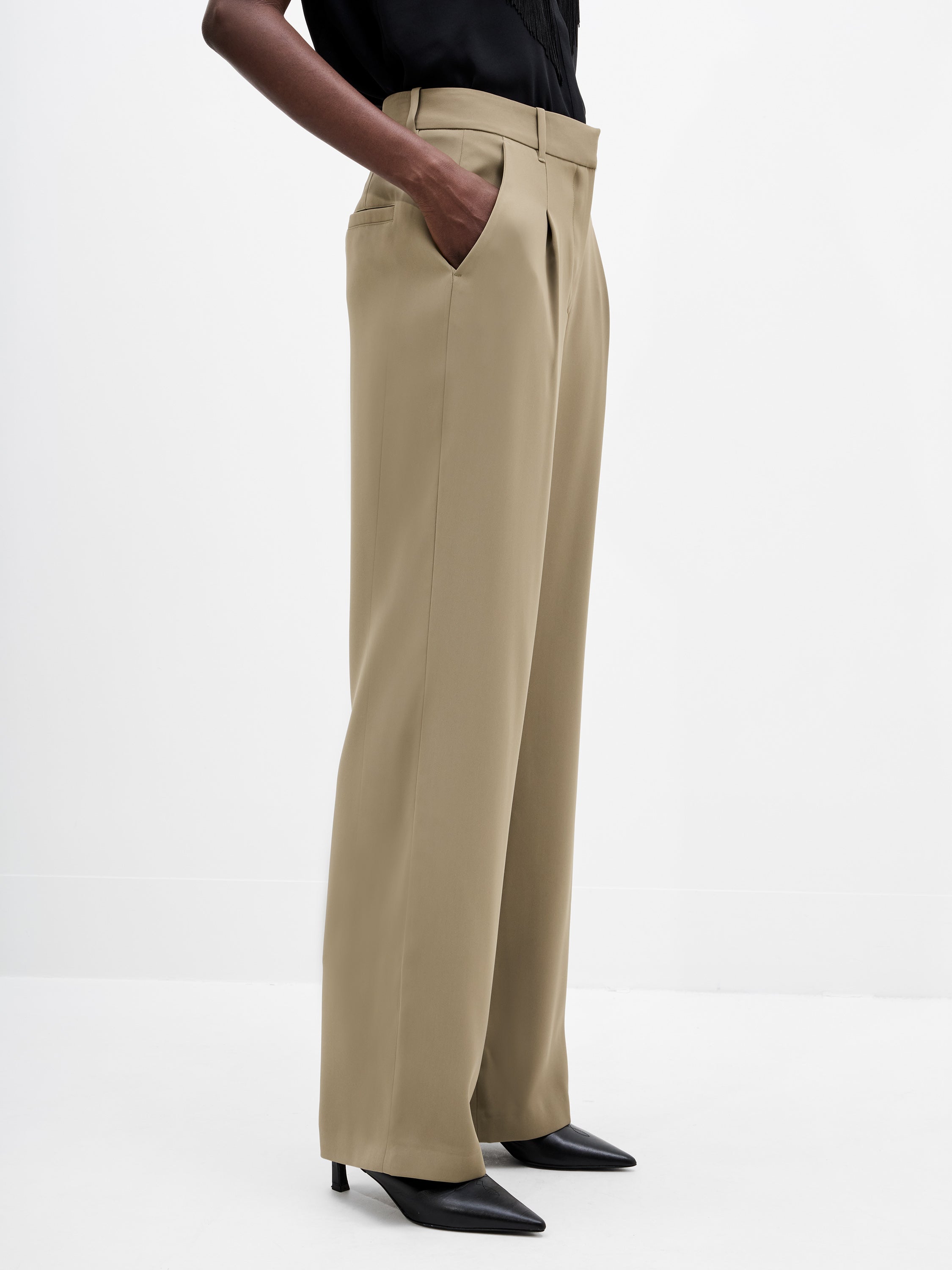 Vinnie Suiting Pleated Trousers