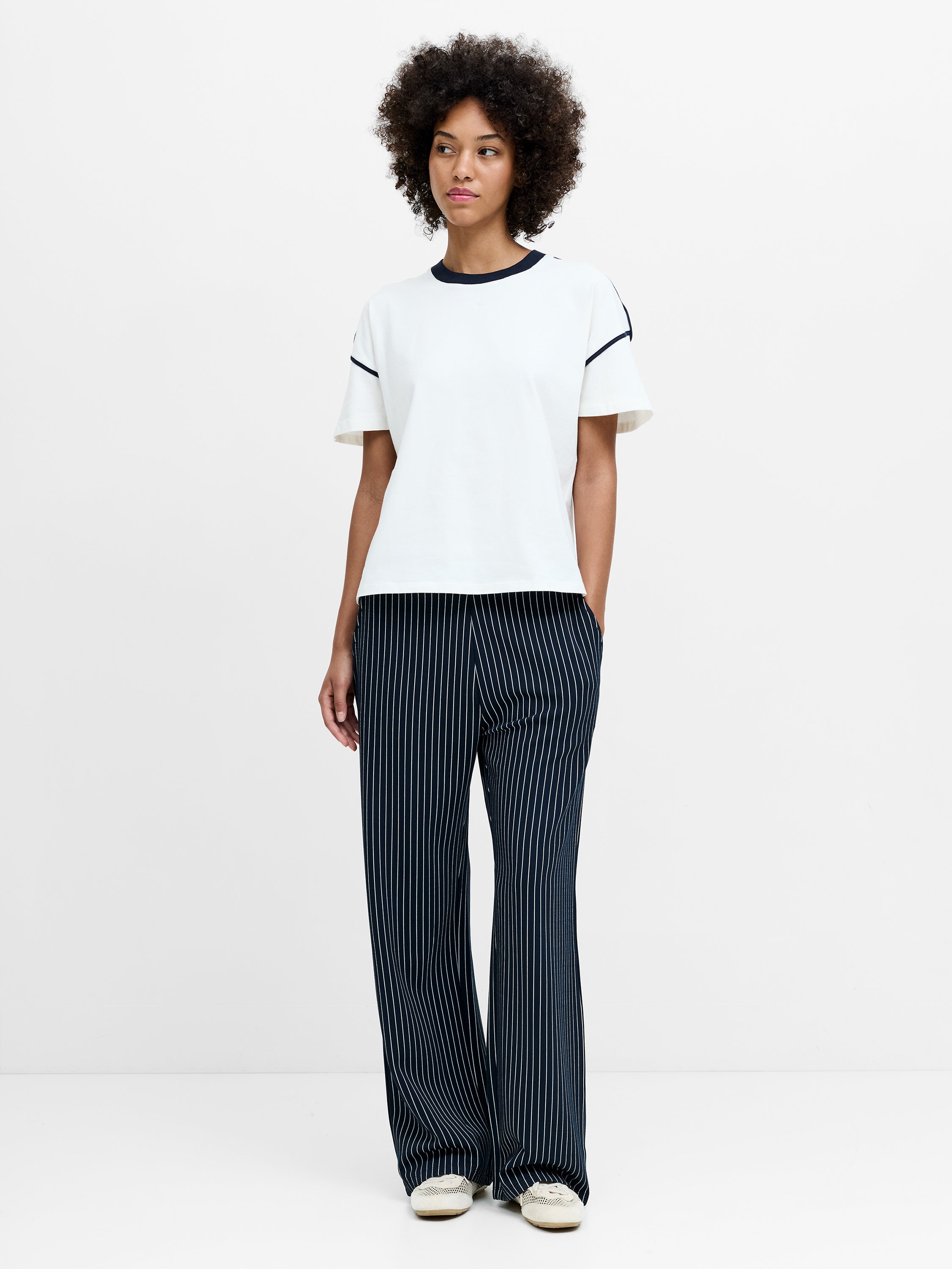 Shainey Plush Contrast Trim White T-Shirt