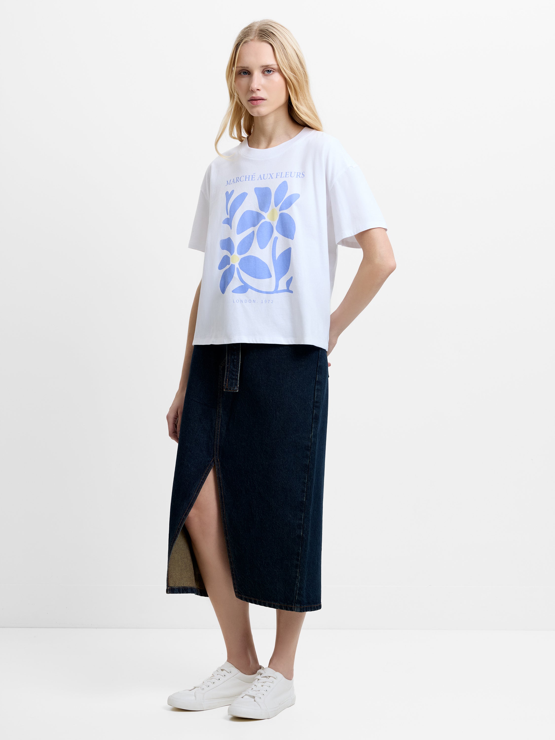 Flower Market Graphic T-Shirt