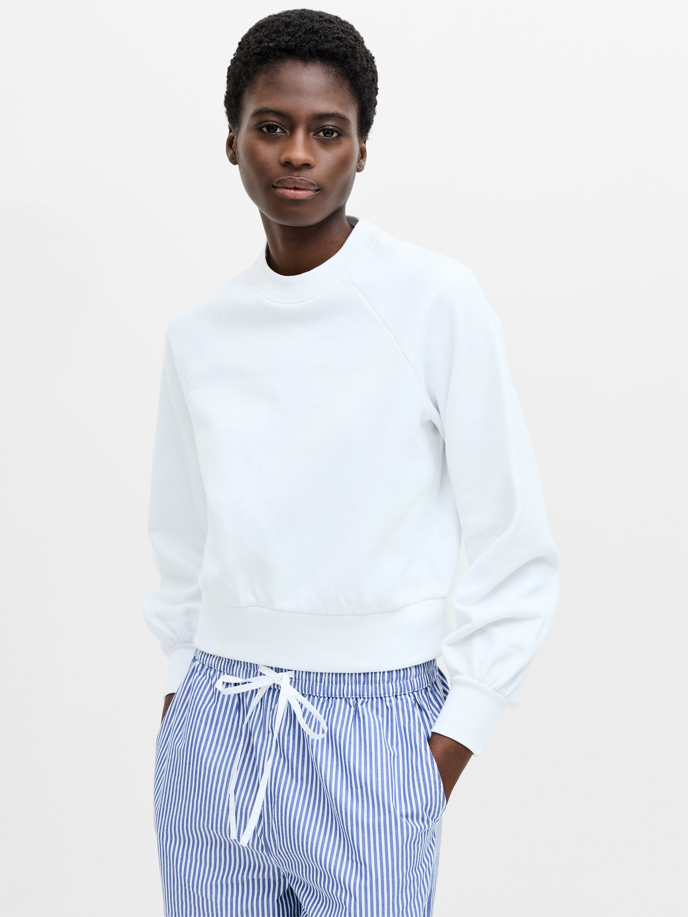 Vitoria Bishop Sleeve Sweatshirt