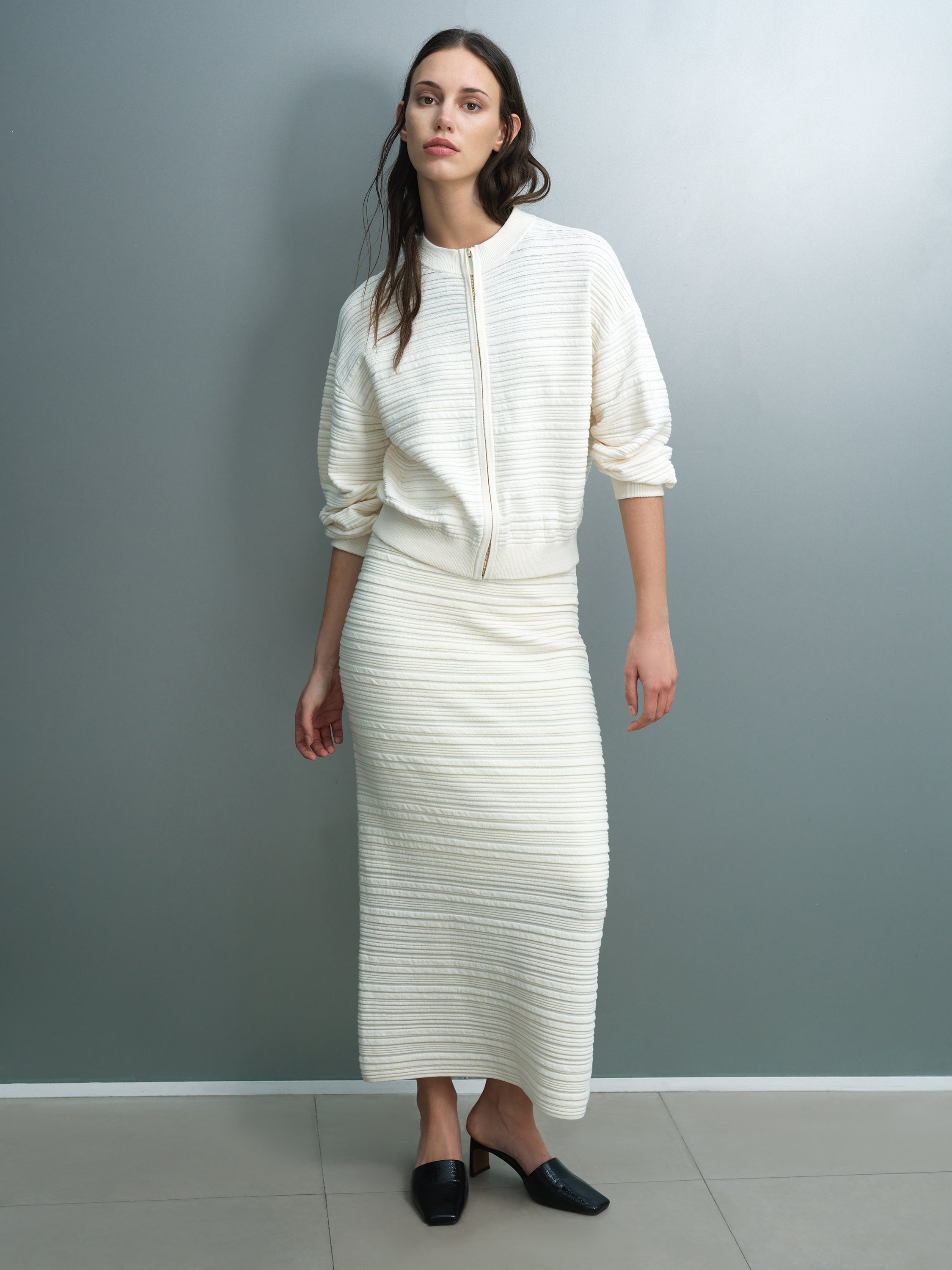 Mayim Ribbed Knit Zip Cream Cardigan