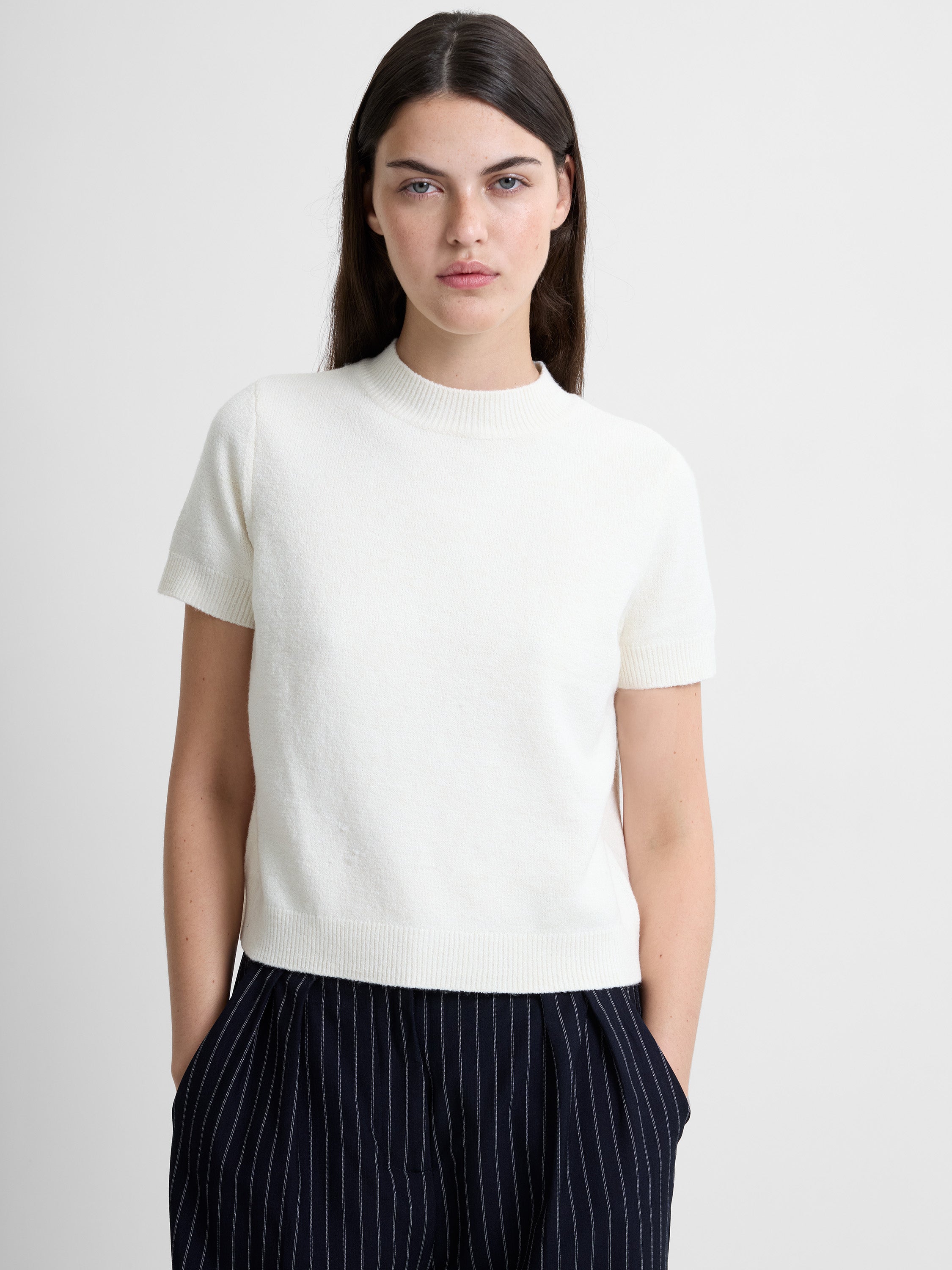 Vhari Knit Mock Neck S/S Top Porcelain Cream | French Connection EU