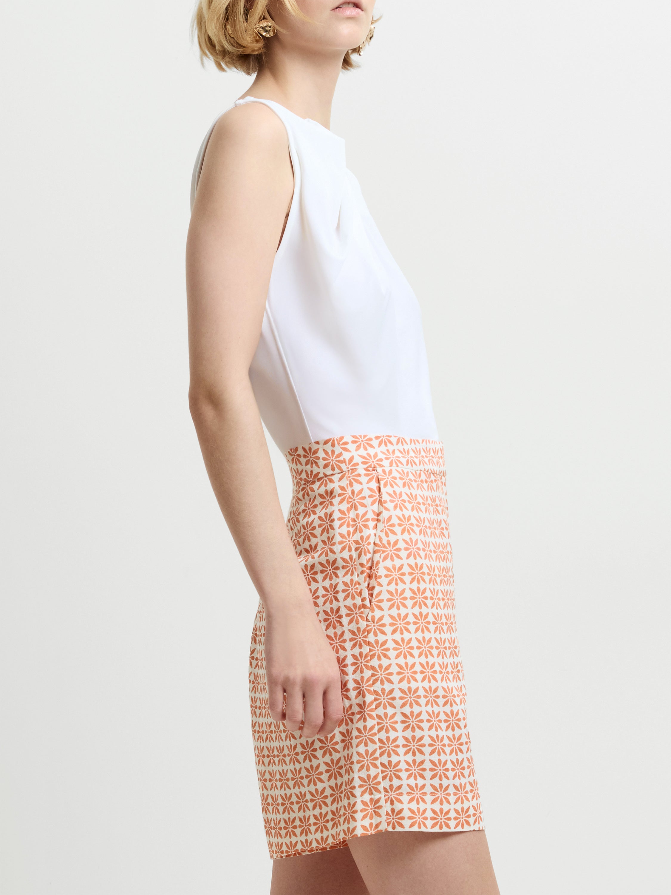 Mona Geo Floral Print Orange Shorts