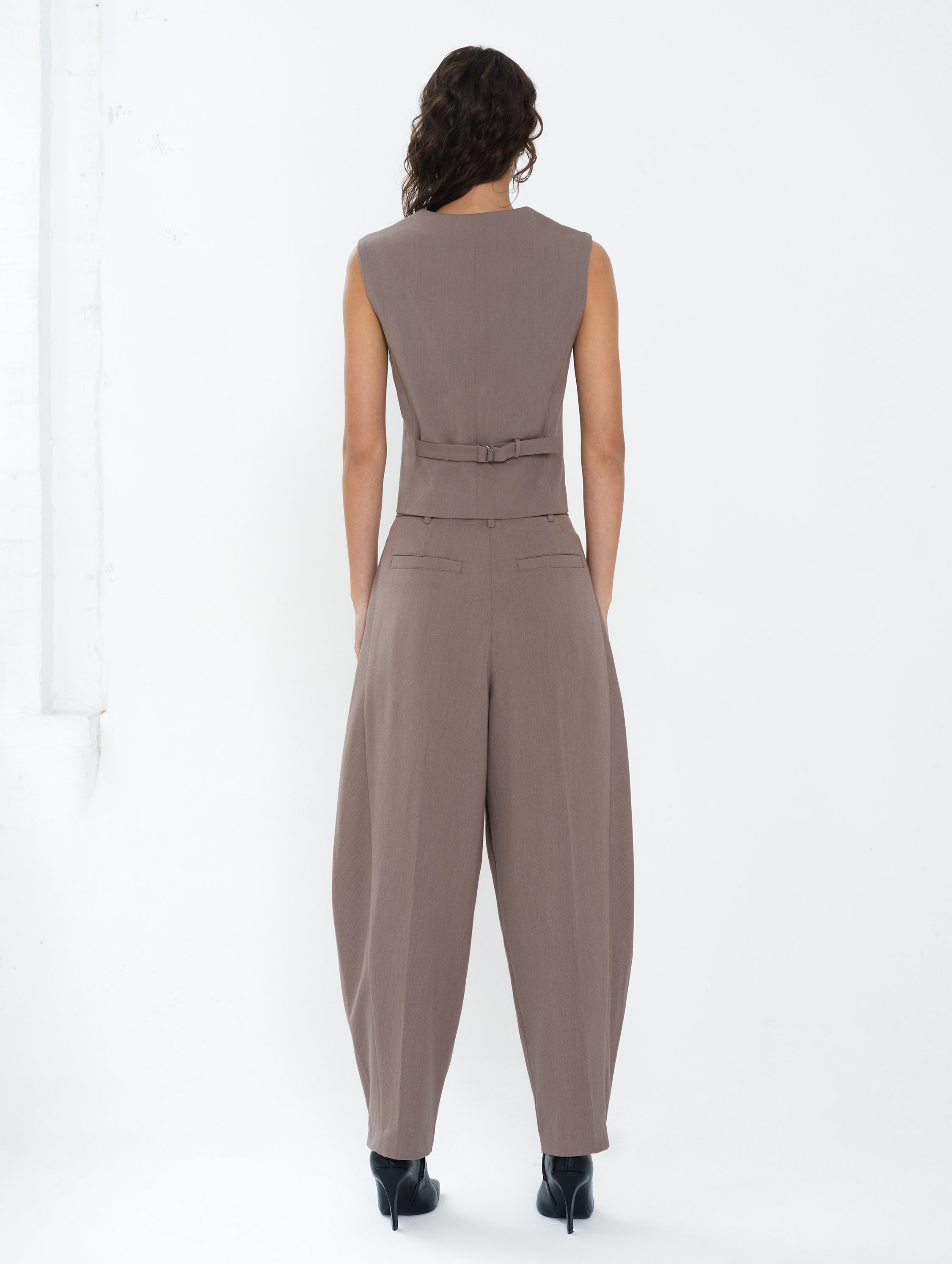 Vienna V Neck Pocket Waistcoat