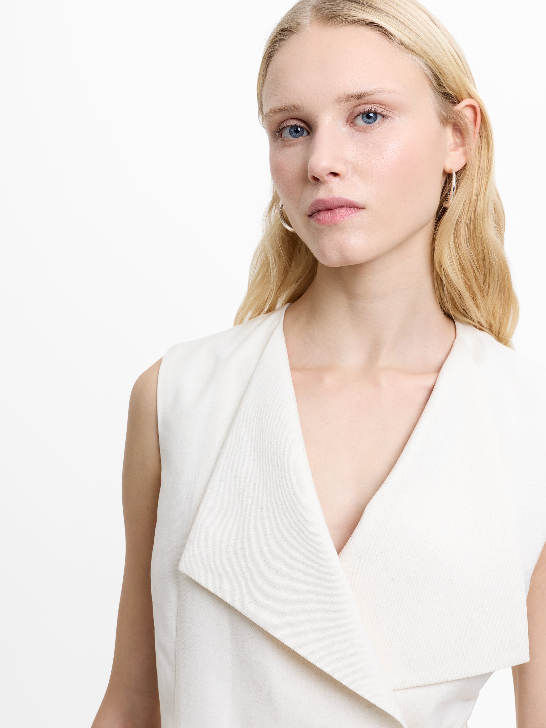 Raquel Wrap Tie Cream Waistcoat