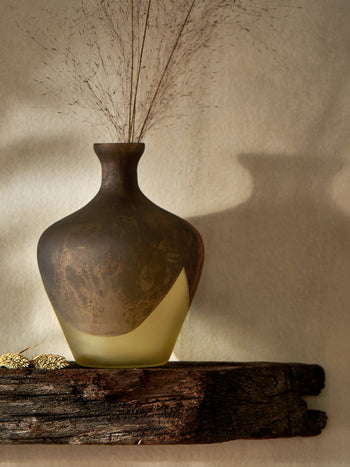 Dip Effect Vase
