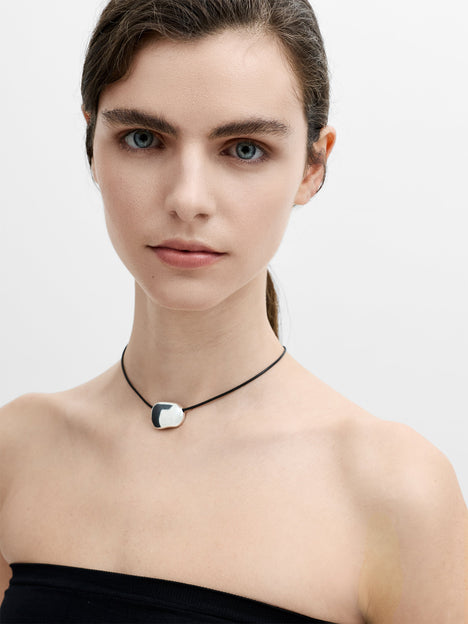 Pebble Black Tie Necklace