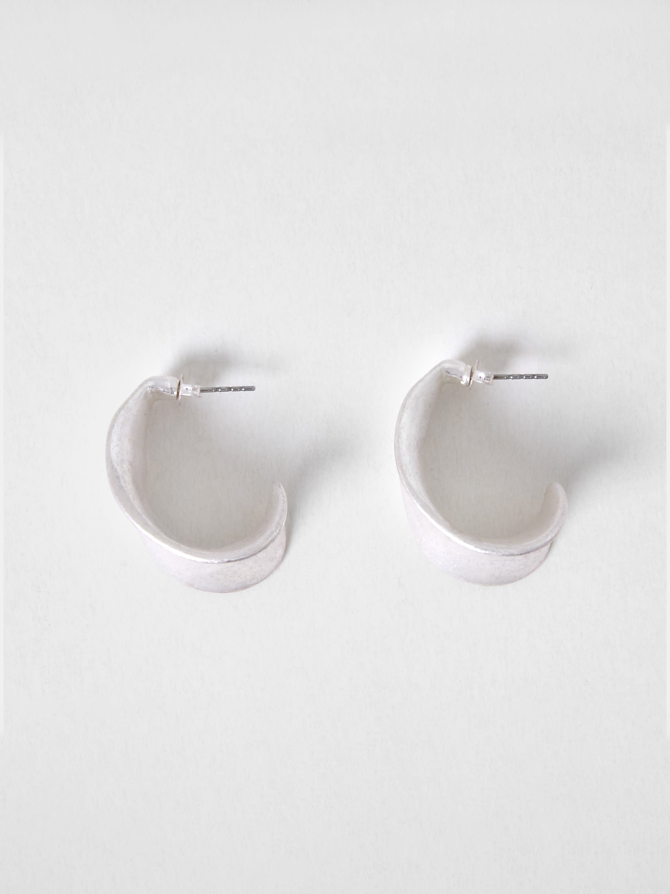 Curved Hoop Earrings