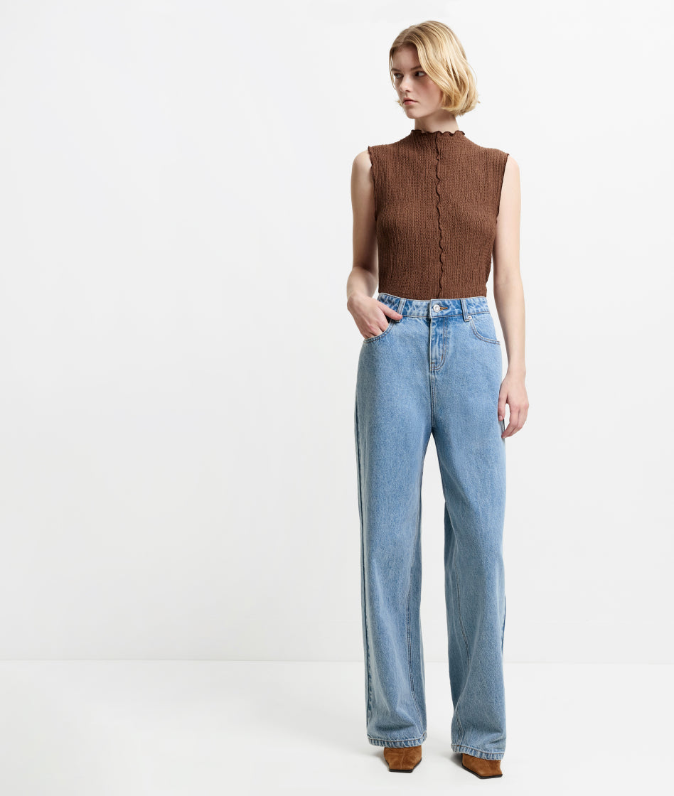 shop women's trousers