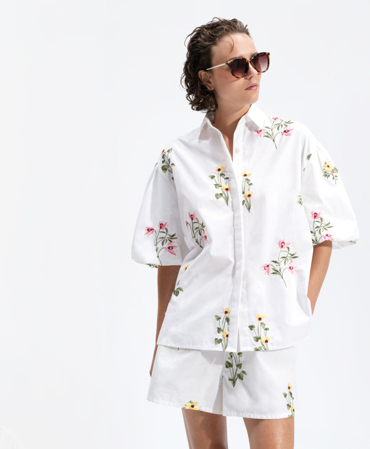 shop women's holiday outfits