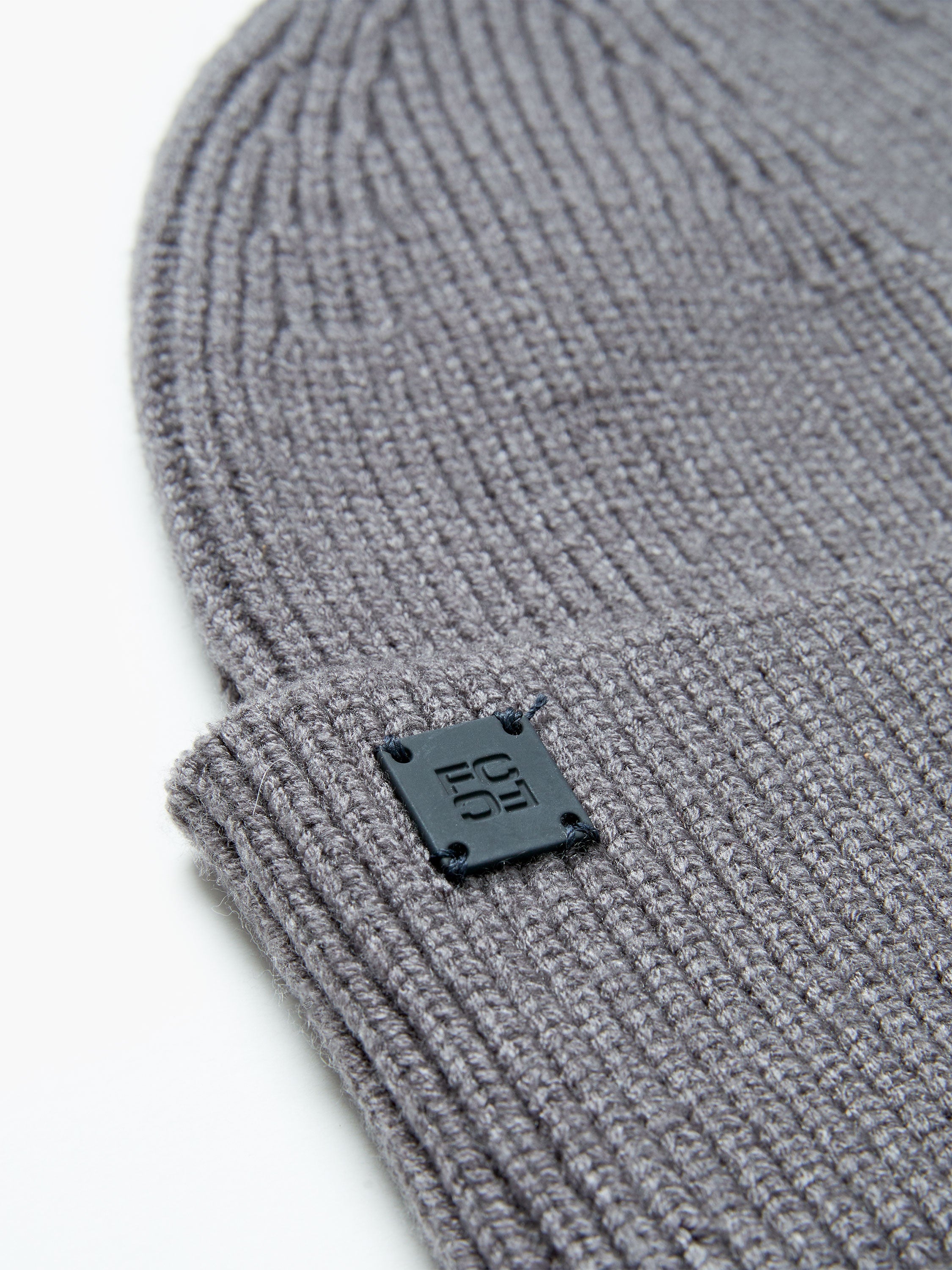 Ribbed Beanie