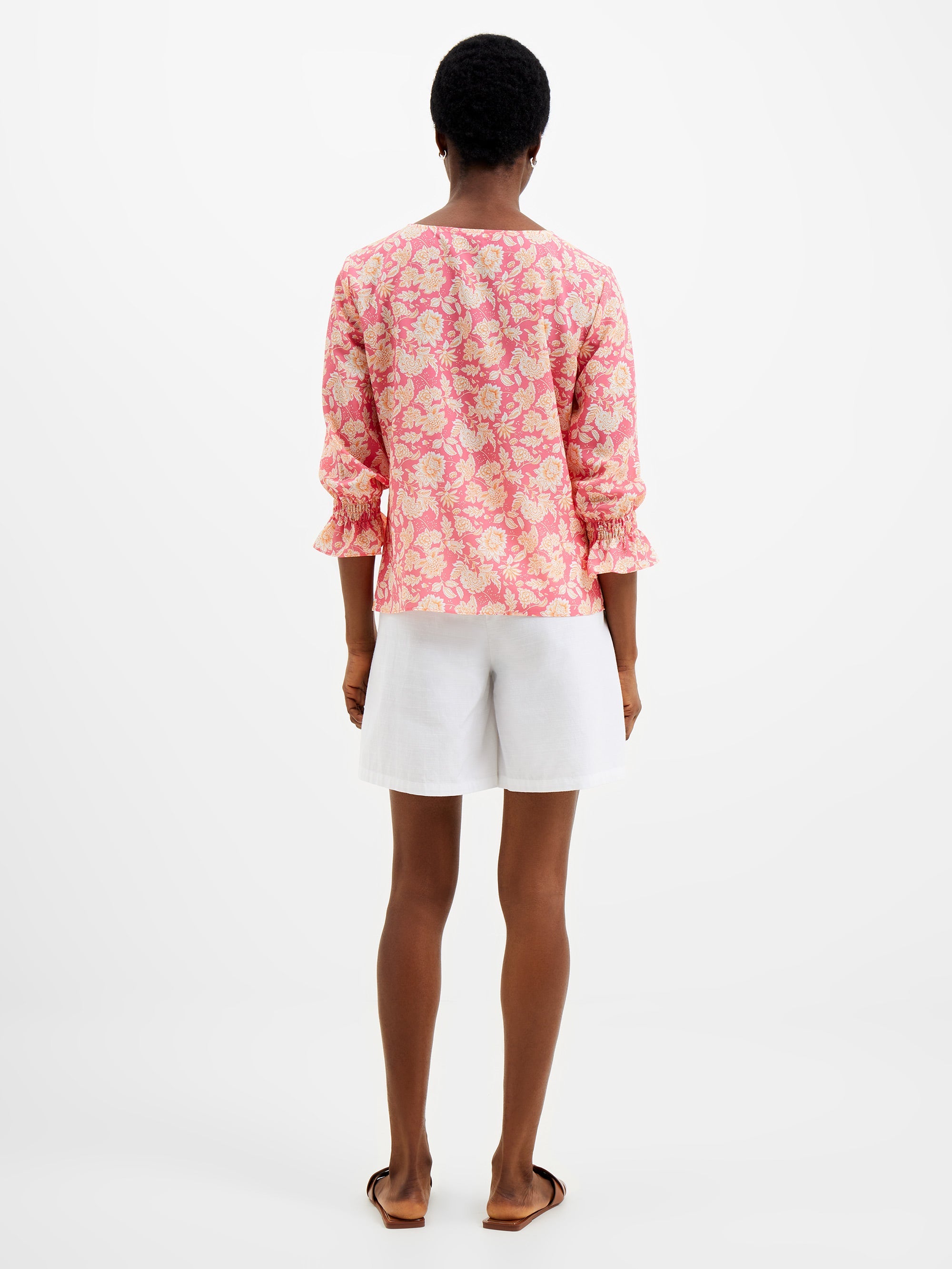 Cosette Crepe Light 3/4 Sleeve Top