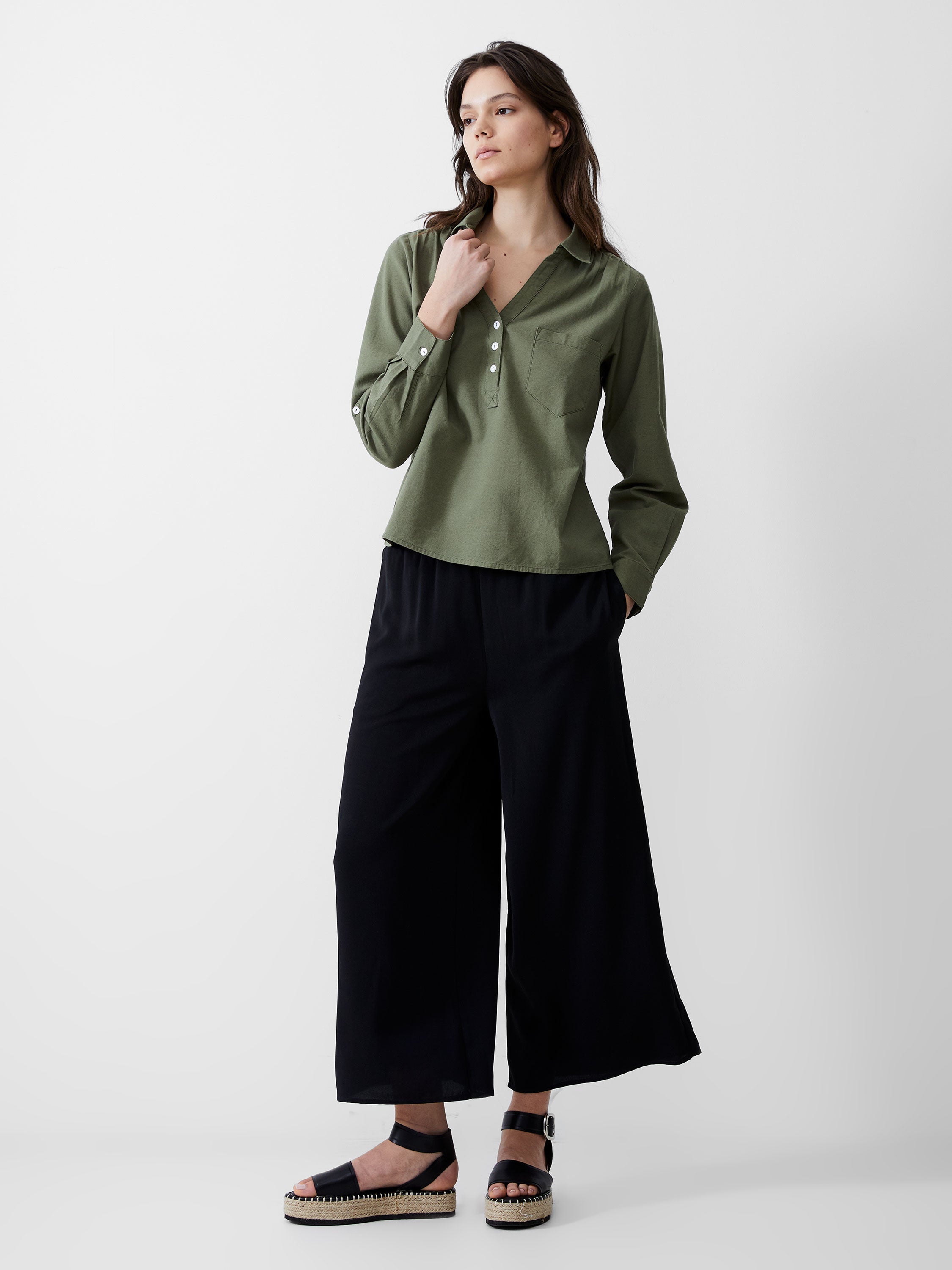 Linen Blend Vee Placket Top