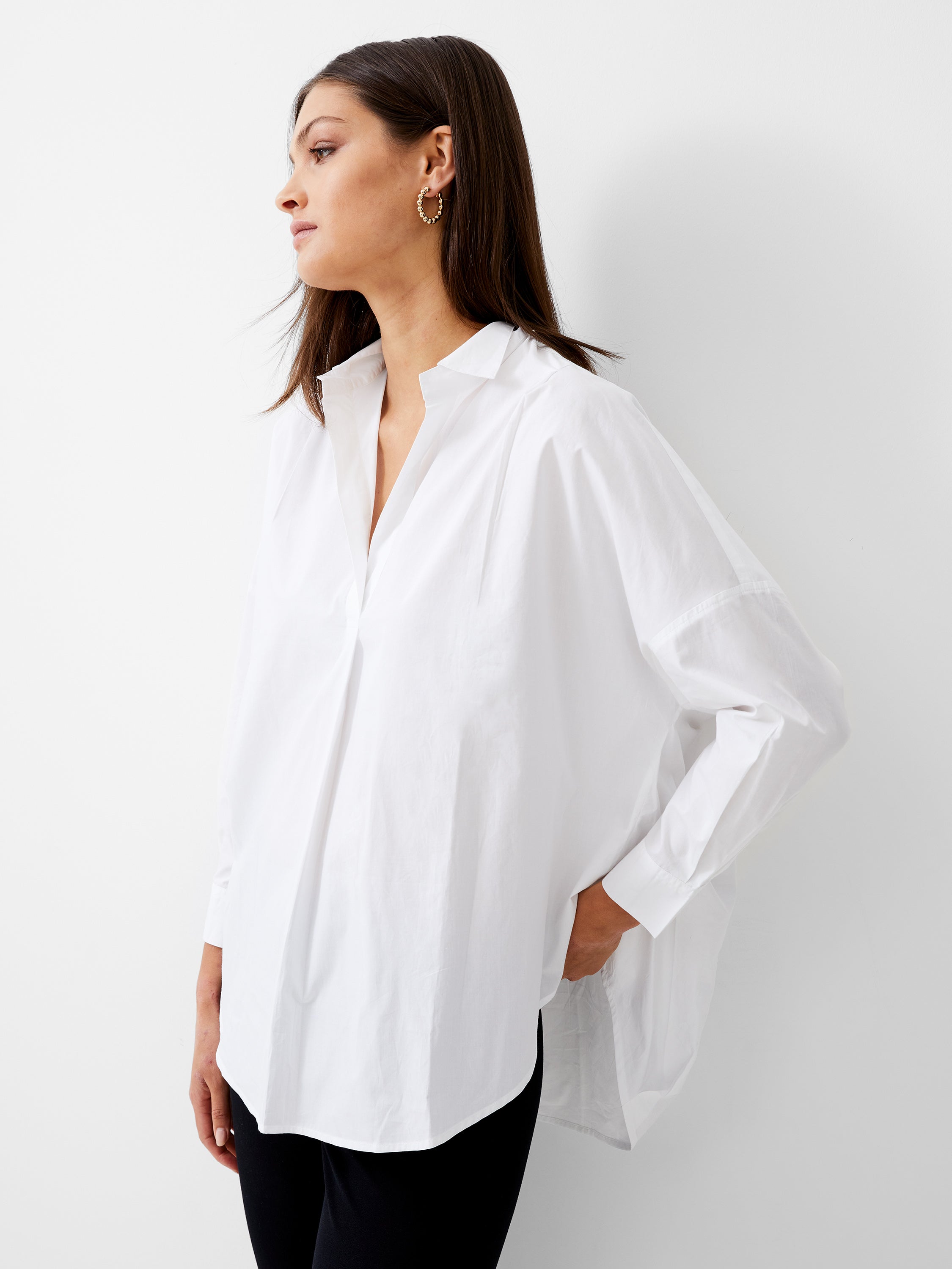 Long Sleeve Vee Collar Poplin Popover Shirt