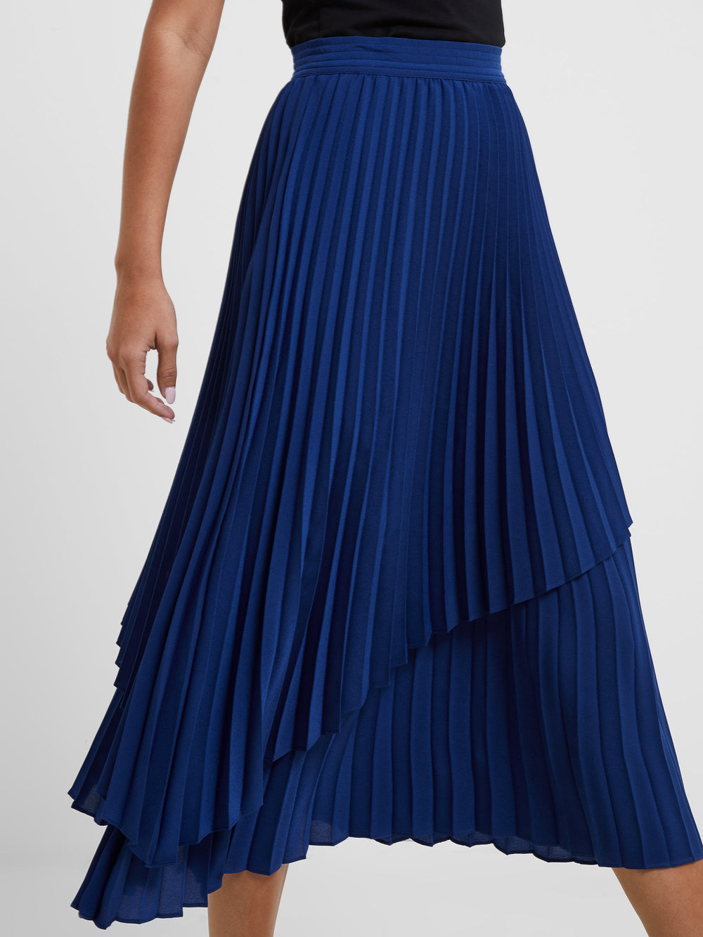 French connection hotsell green pleated skirt