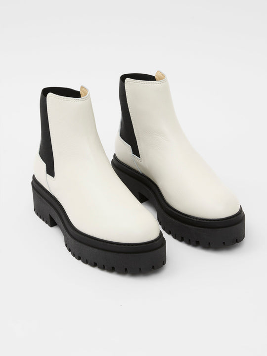 Olana Chelsea Boots