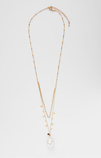 Delicate Oversized Faux Pearl Layered Necklace