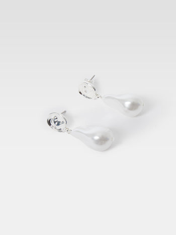 Pearl Drop Earrings