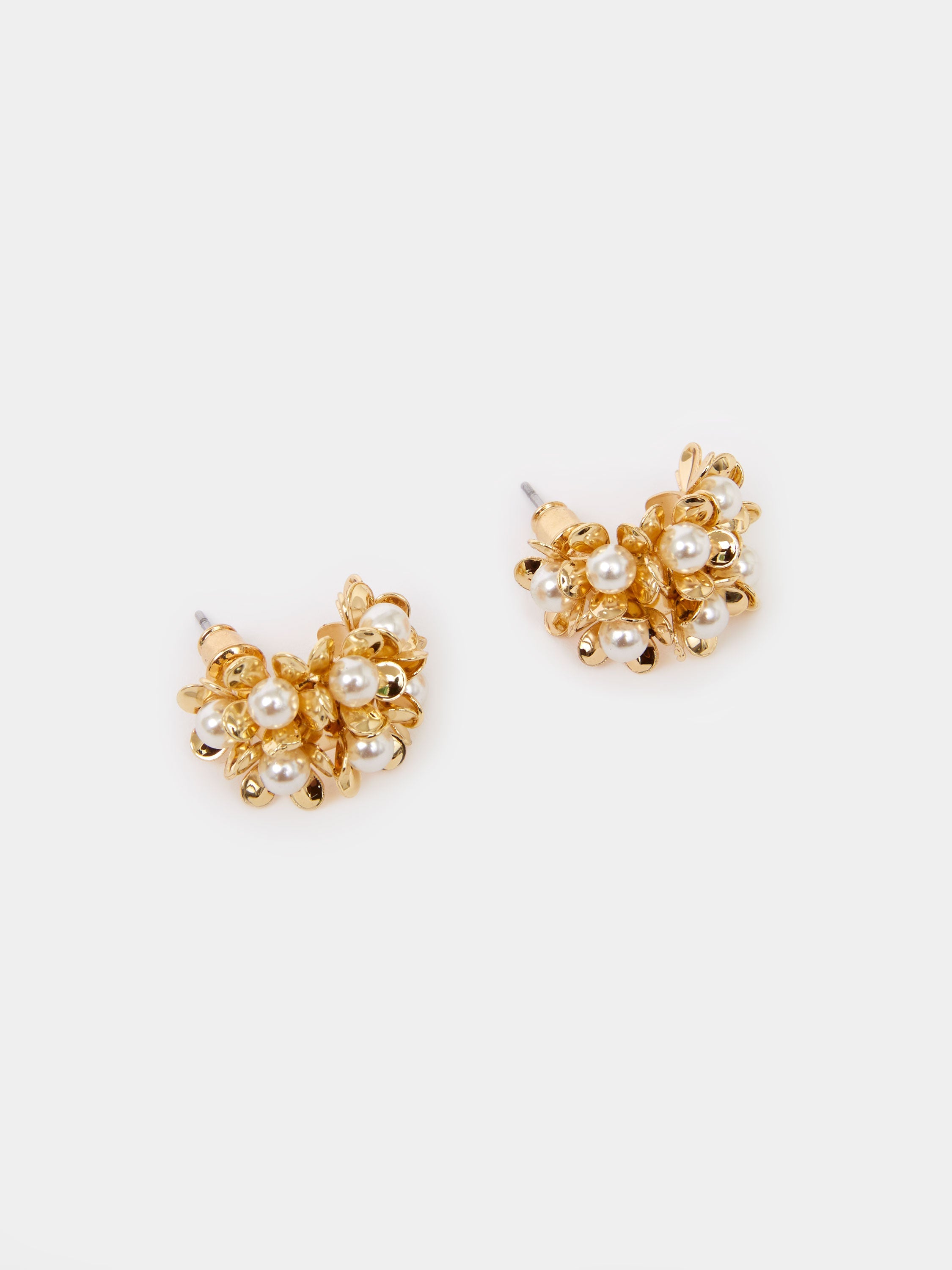 Pearl Floral Stud Earrings